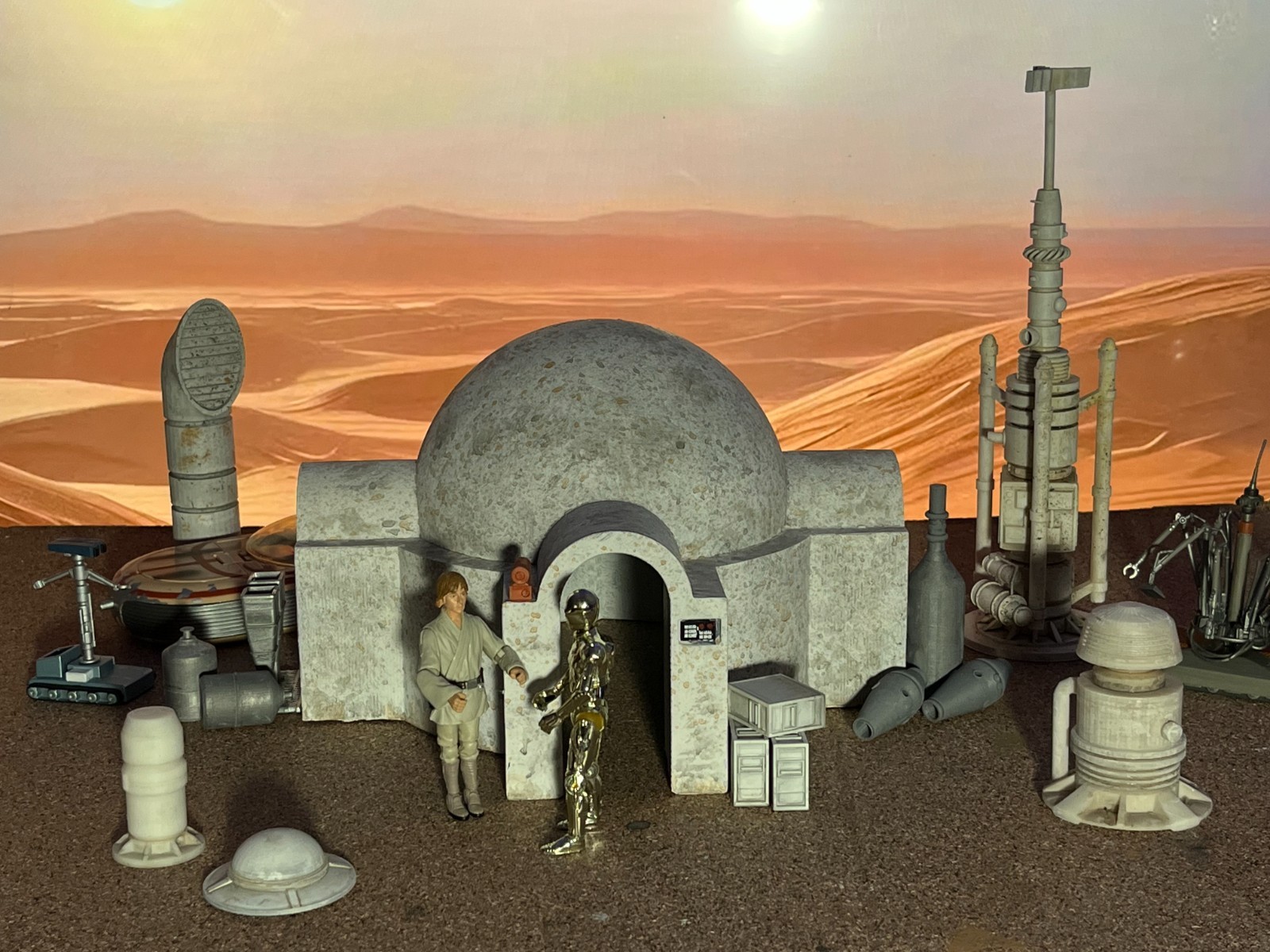 Tatooine Lars Homestead Farm Equipment for 3.75  » figure Diorama # 1 (No Hut)