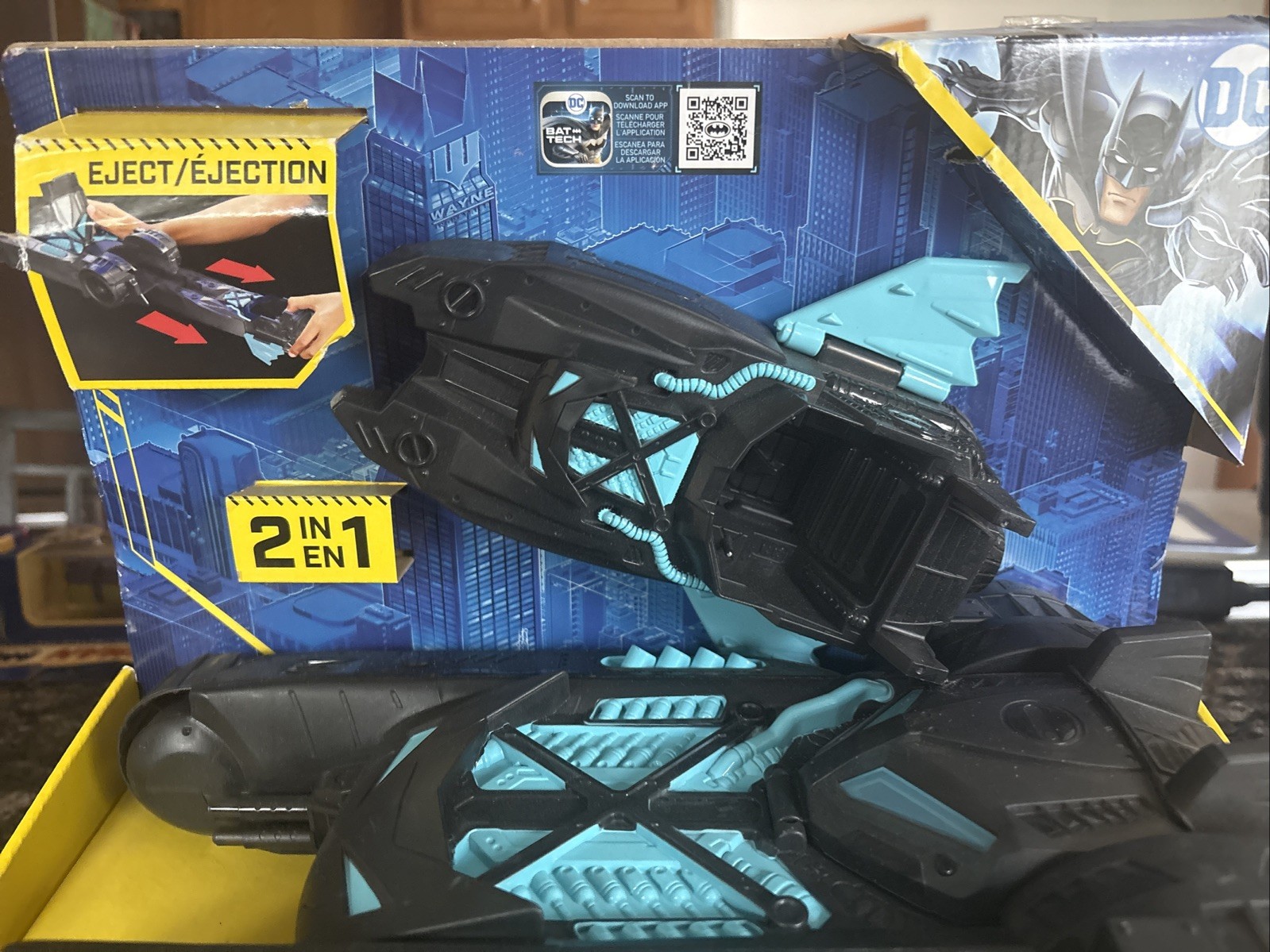 DC Comics Batman Bat-Tech Batmobile 2 In 1 Vehicle By Spin Master #20721AFS NIB