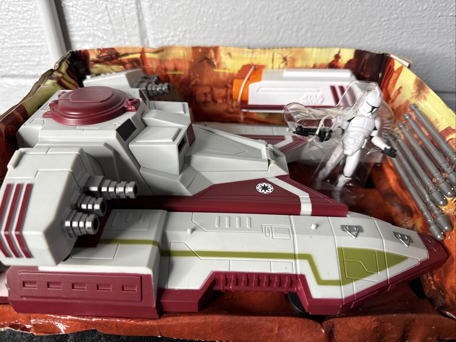 2011 Star Wars THE CLONE WARS RC Republic Fighter Tank – Attached To Cardboard