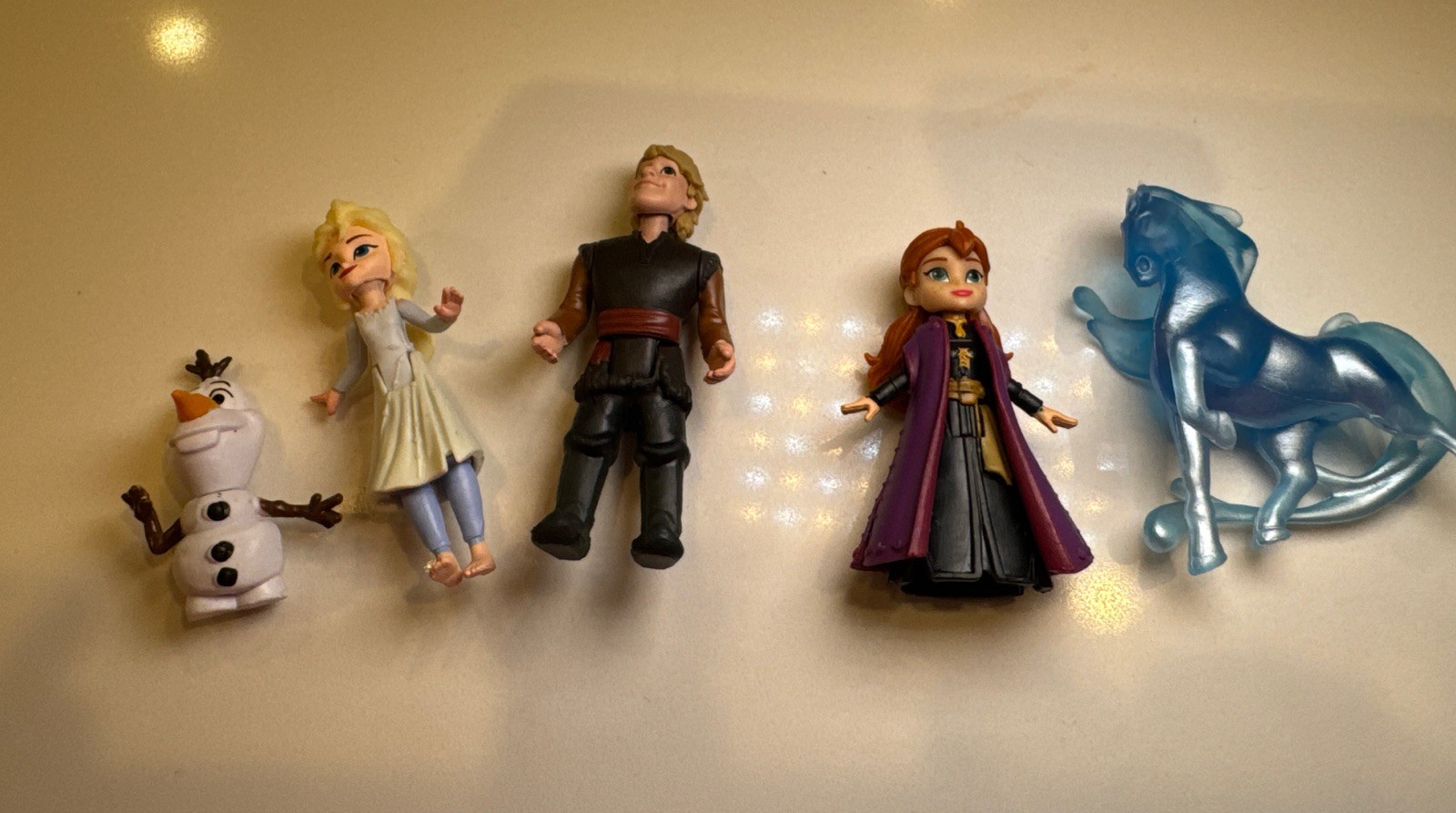 DISNEY’S FROZEN 2 HASBRO POP ADVENTURES PEEL & REVEAL LOOSE FIGURINES