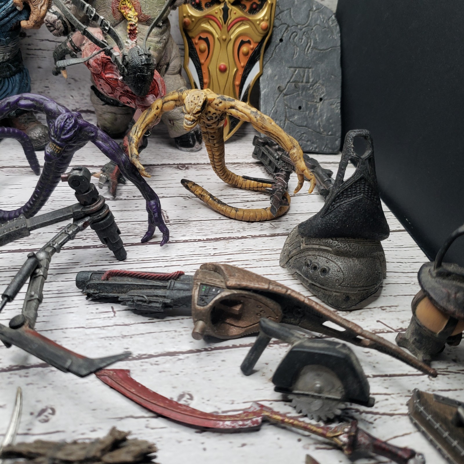 Large Mcfarlane Spawn Horror Action Figures Demon With Accessories Weapons Lot