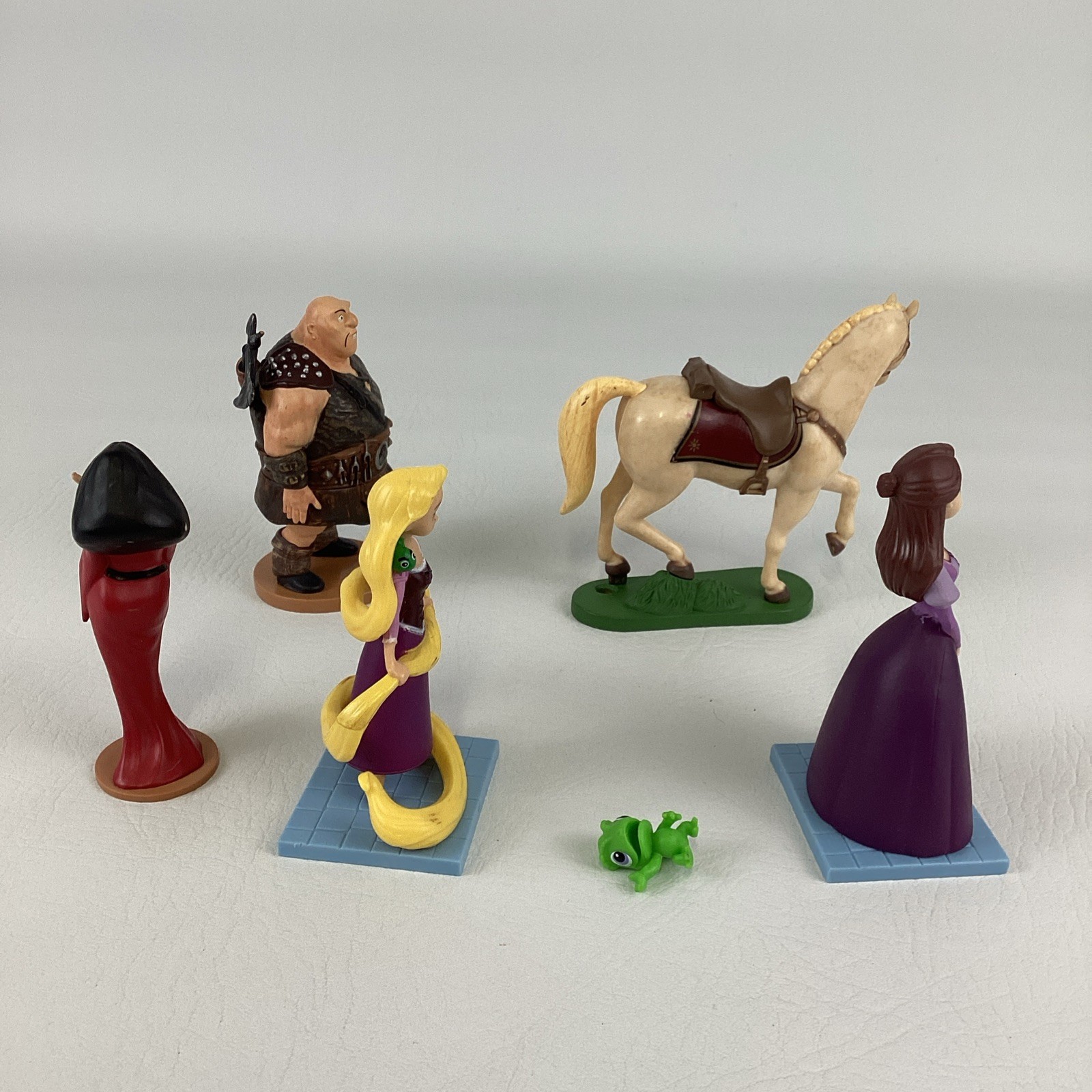 Disney Tangled Figures Toppers Rapunzel Hook Hand Pub Thug Arianna Maximus Lot