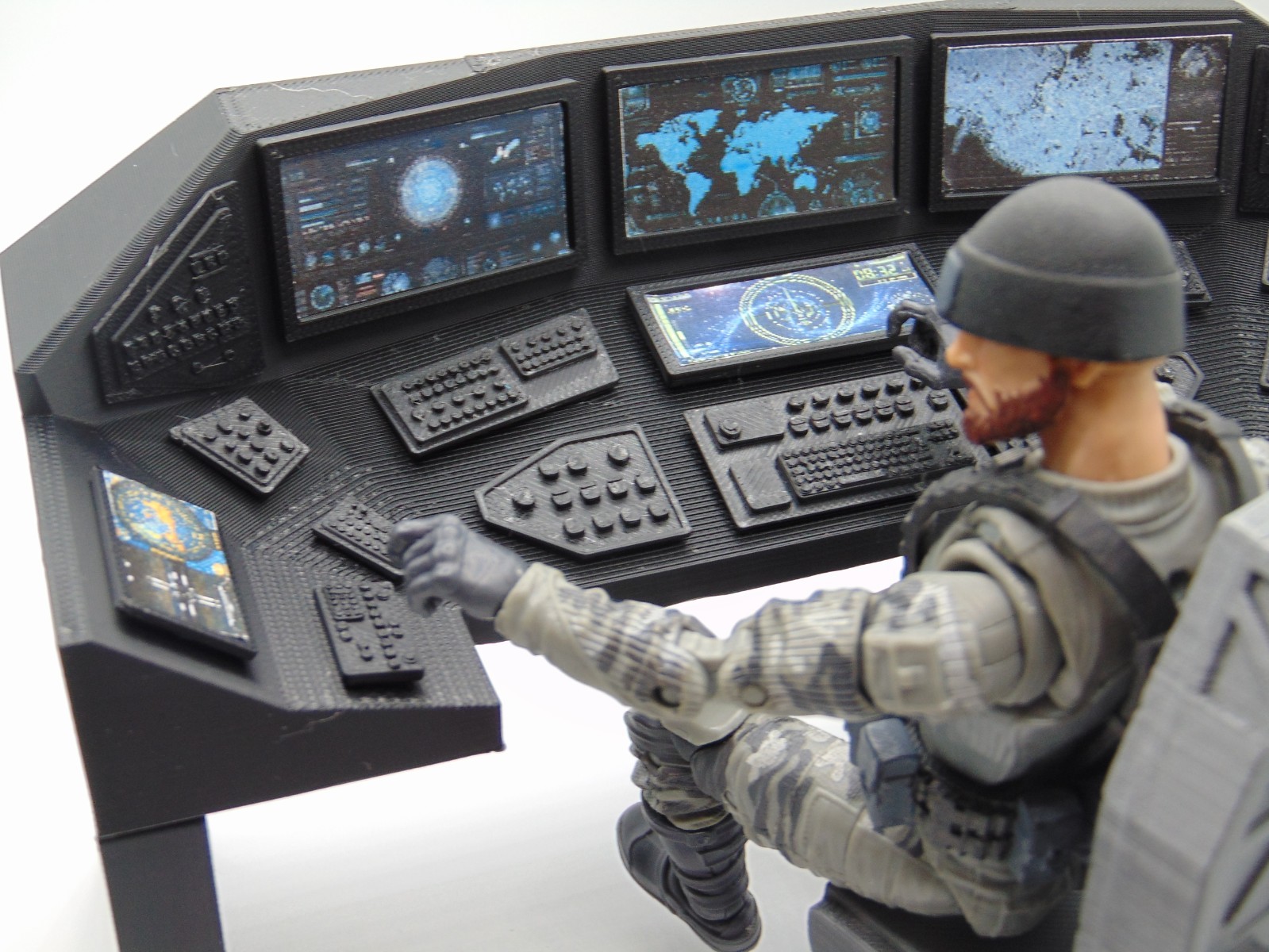 Custom 1:18 Computer Operator Control Station Set for eBay Buyer ID darthviard