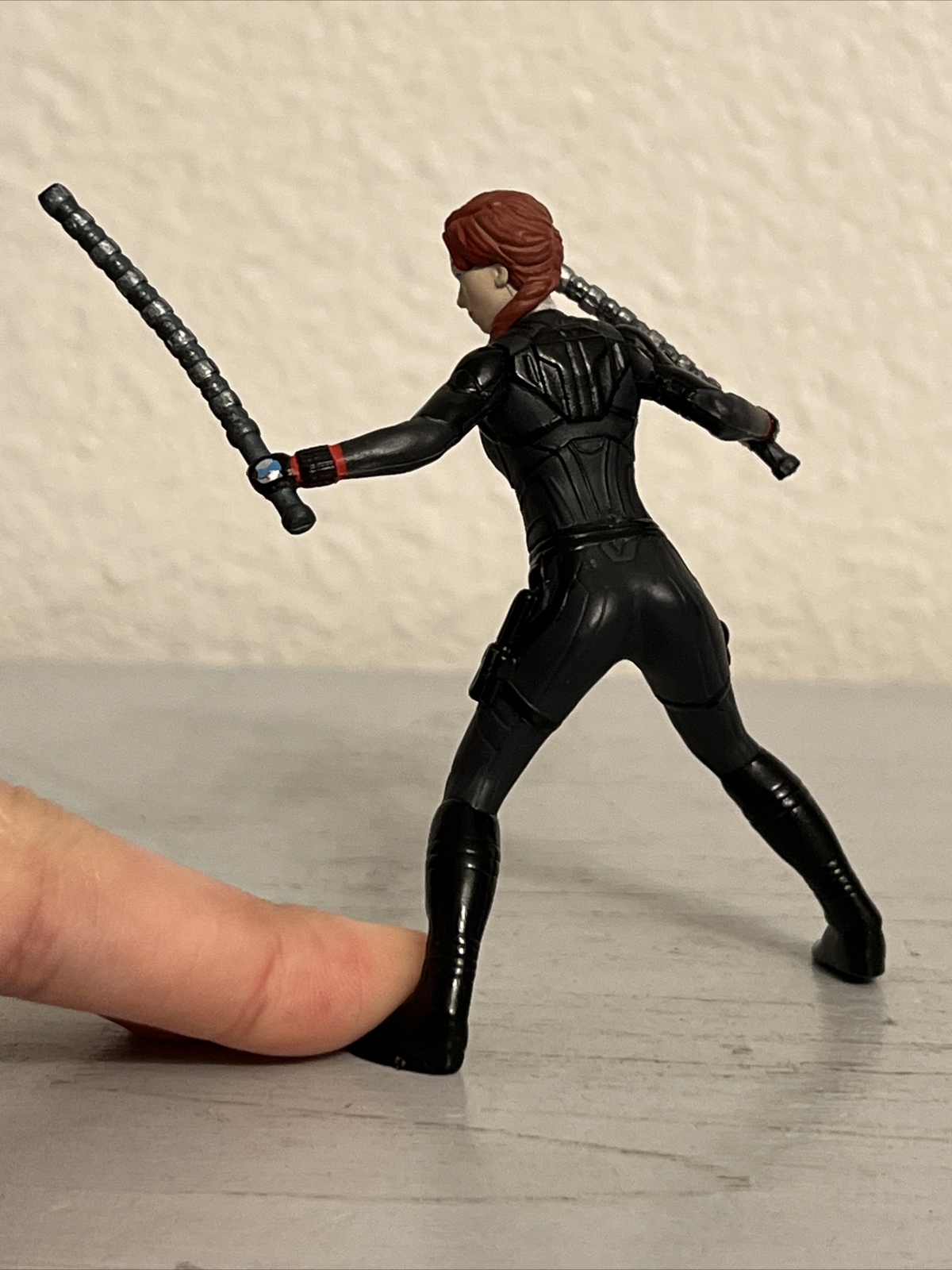BLACK WIDOW MARVEL AVENGERS 3” ACTION FIGURE (NONE POSABLE TOY (PRE-OWNED)