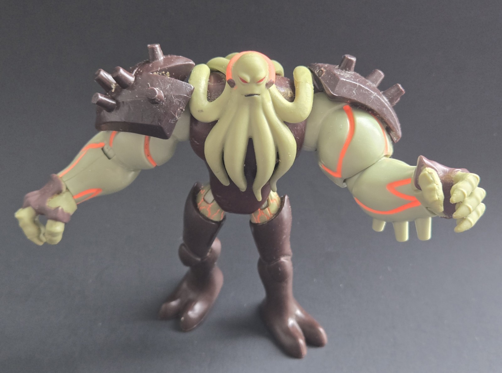 Ben 10 Vilgax Alien Action Figure Playmates Cartoon Network 2017 4.75 in