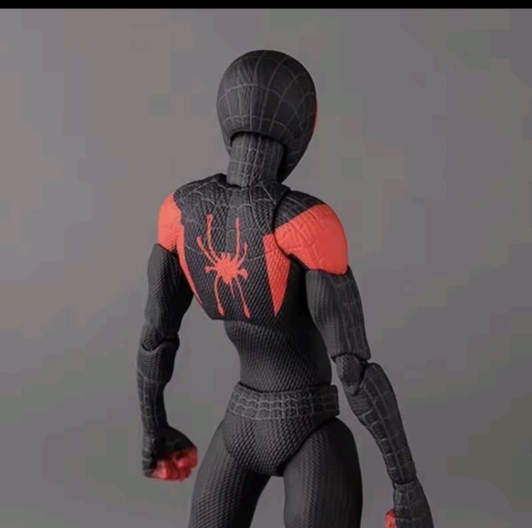 SM Superhero Action Figure – New