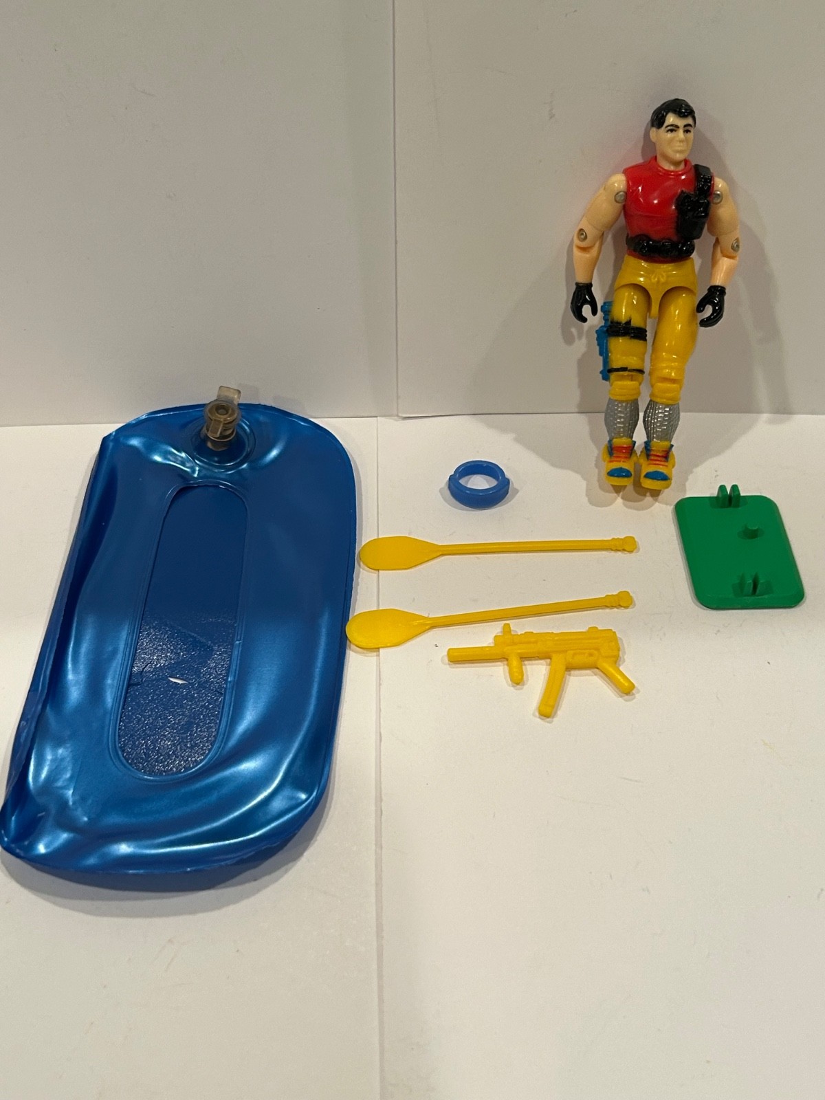 Tracker Figure GI Joe India Exclusive Funskool complete figure, raft has issues
