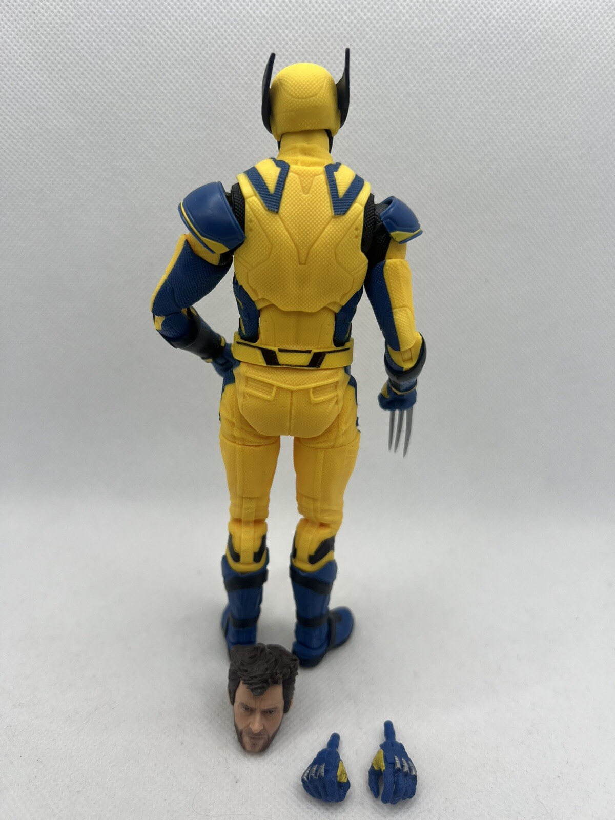Marvel Legends Hasbro Deadpool & Wolverine 6 Inch Figure Wave 2 – Wolverine