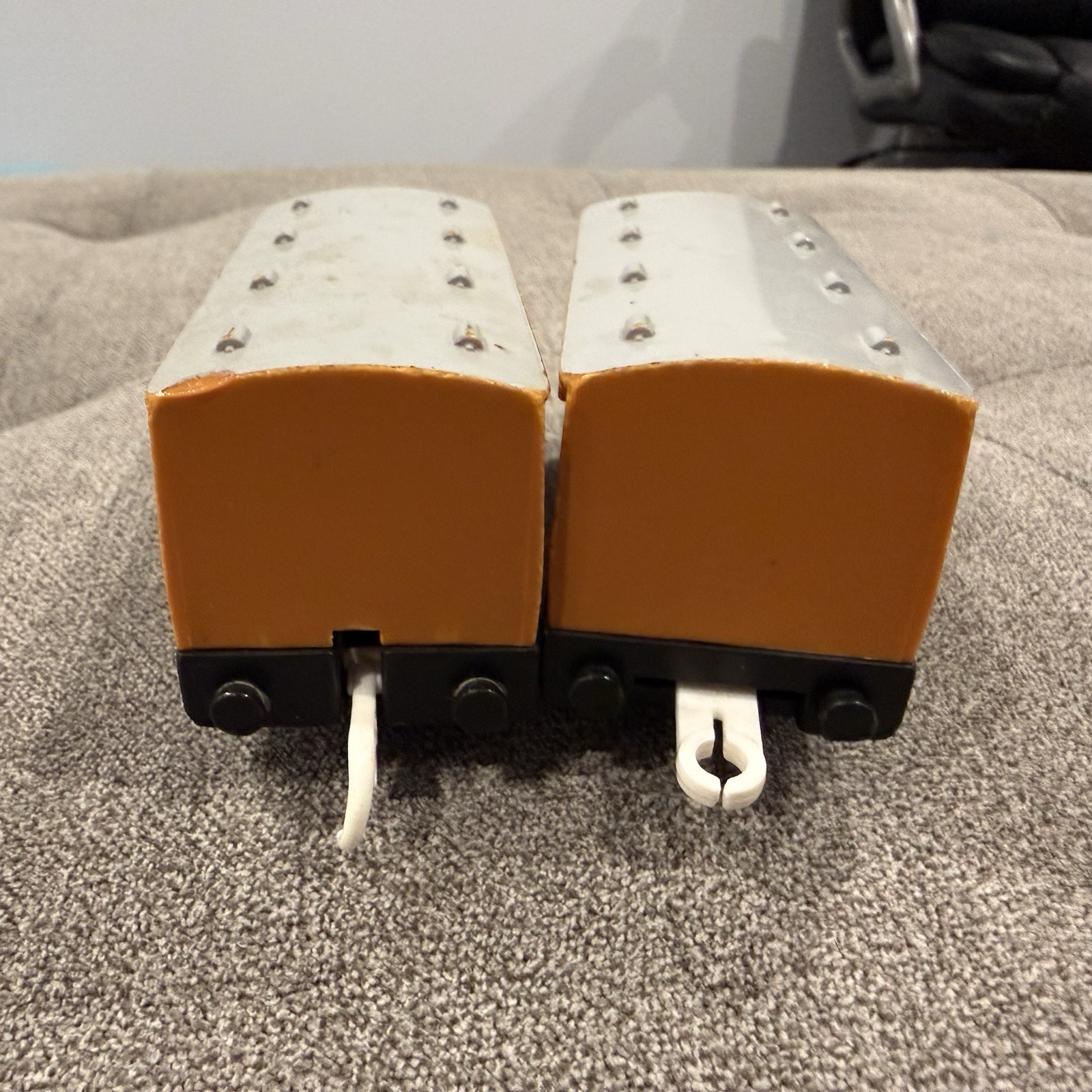 Thomas & Friends 1992 Trackmaster CLARABEL & ANNIE Passenger Coaches TOMY