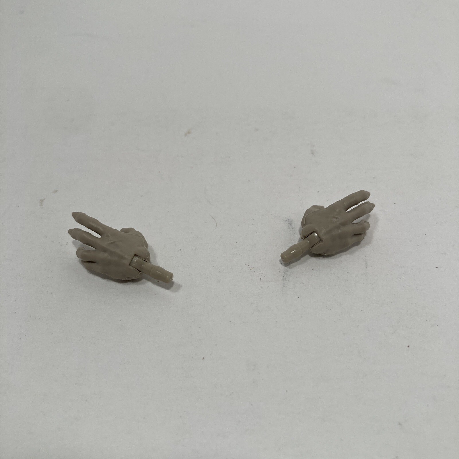 MARVEL LEGENDS ARMADILLO BAF WAVE MORLUN PAIR OF HANDS ONLY CUSTOM FODDER
