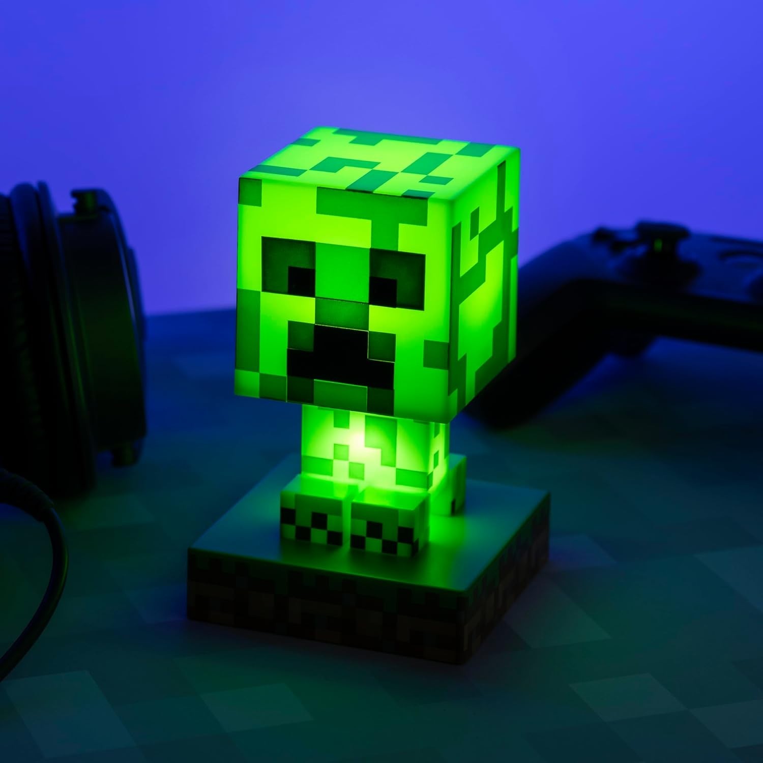 Stylish Minecraft Creeper LED Lamp – 12cm Tall – Perfect for Kids’ Rooms