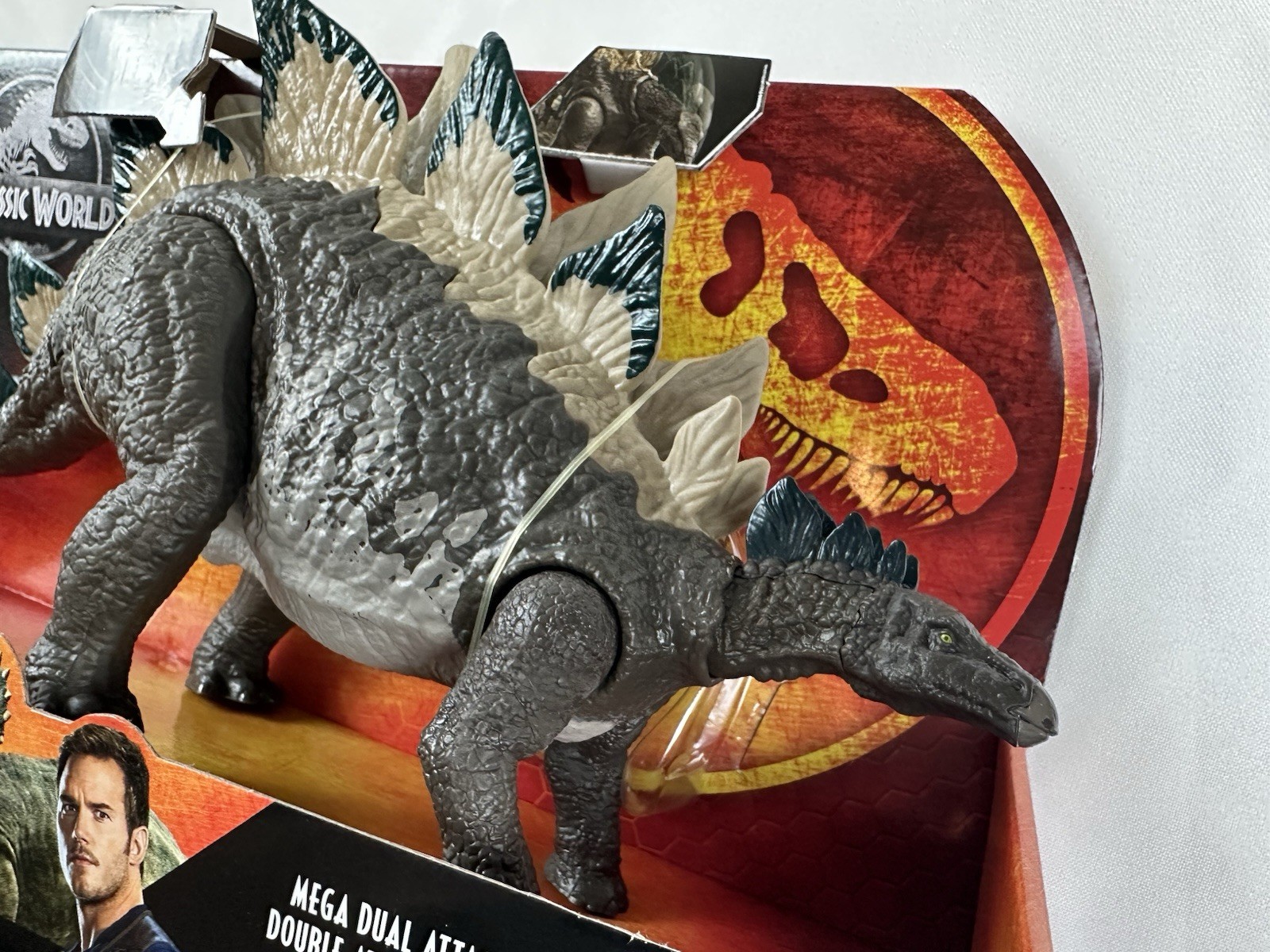 Jurassic World Mega Dual Attack STEGOSAURUS Action Figure 15&Prime; Dino Rivals 2019