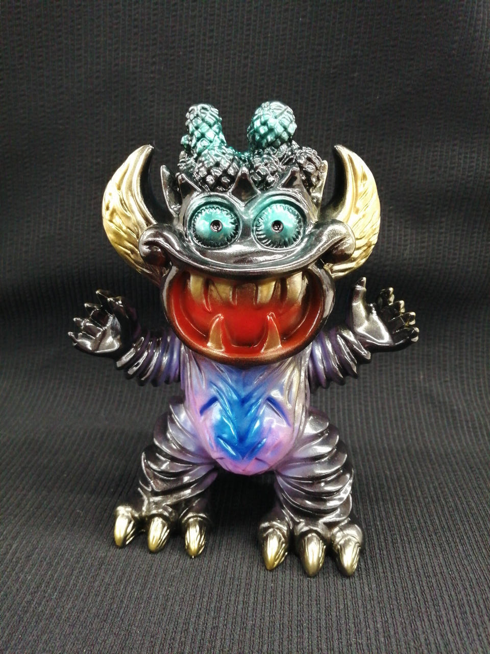 Volkswagen Okiterun Gumtaro Monster Soft Vinyl Designer Figure Free Shipping