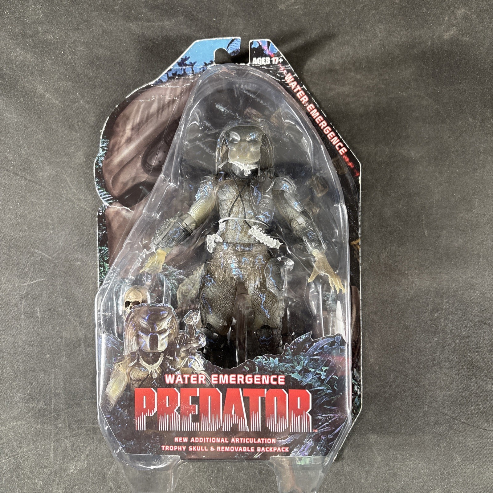 NECA HORROR WATER EMERGENCE PREDATOR ACTION FIGURE NEW REEL TOYS