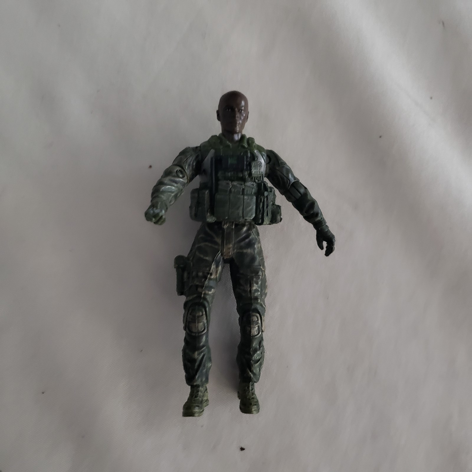 BBI Elite Force US Army Special Ops DESERT OPERATOR 4&Prime; Figure Blue Box