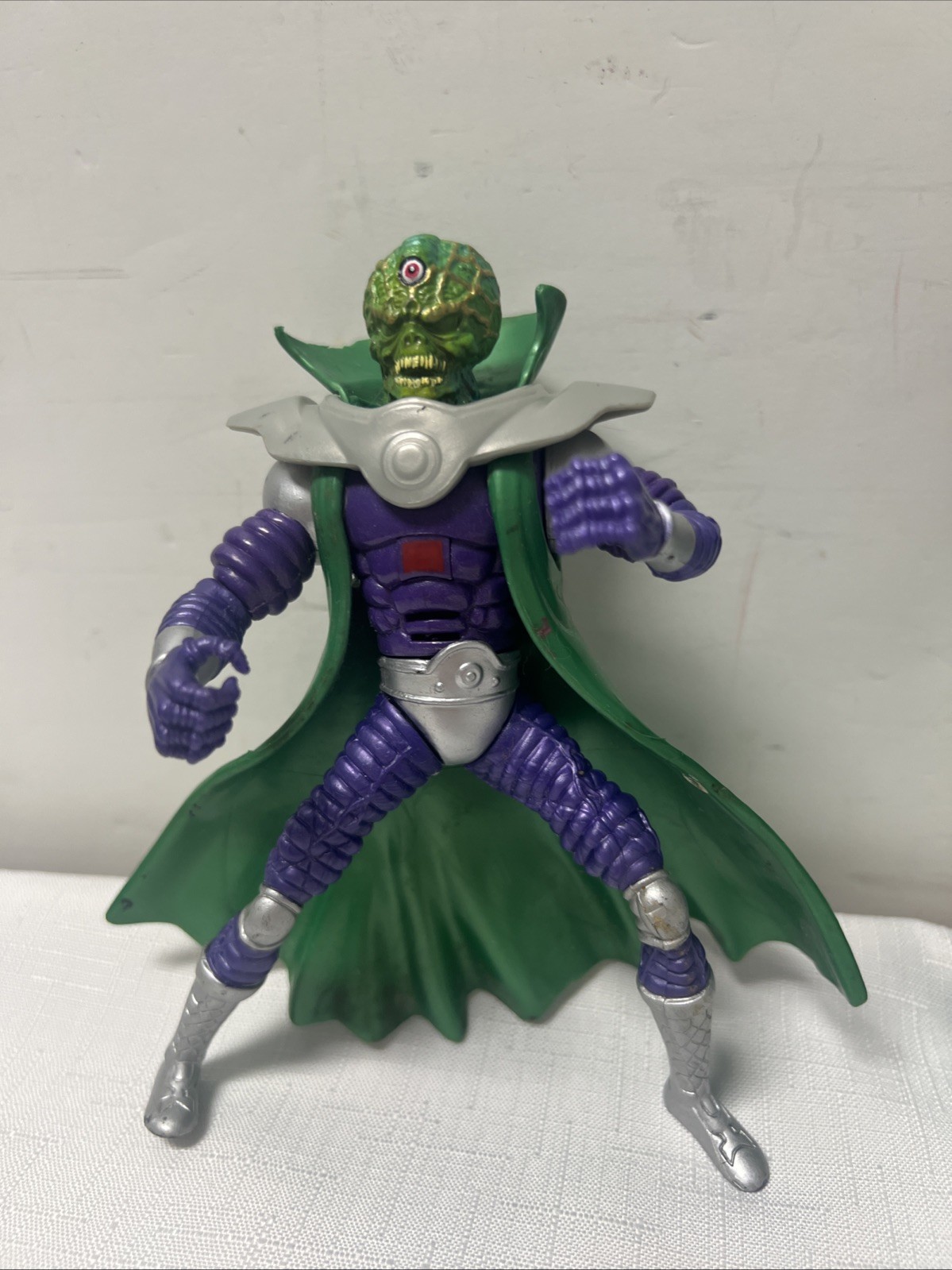 Mars Attacks Paeec Martian Overlord And Ambassador Trendmasters 1996