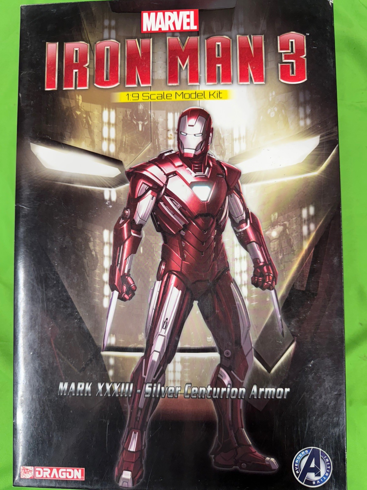 Dragon #38123 1/9 Iron Man 3 – Mk.XXXIII – Silver Centurion