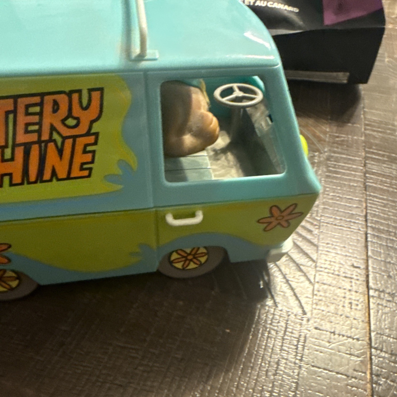 1998 Mystery Machine Scooby Doo battery powered, drives & wobbles Boley Works!
