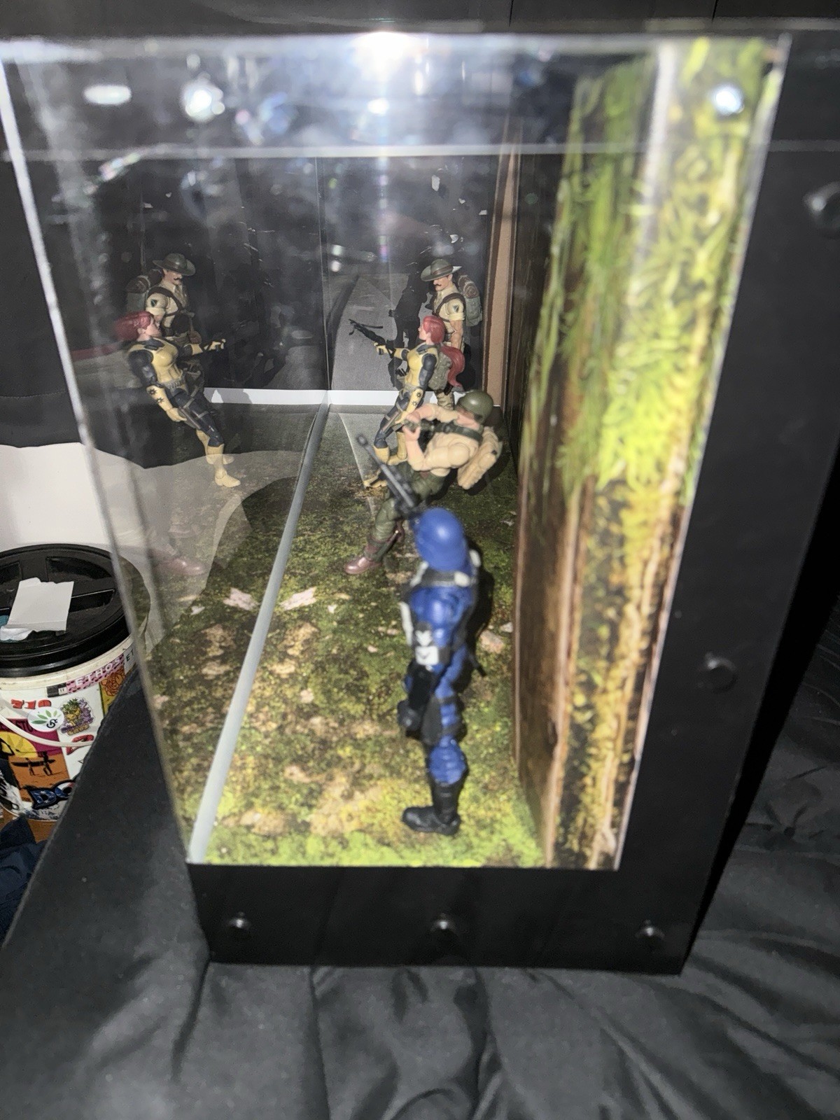***Walmart GI Joe Display Case – Clear Case Has Some Scuffs (GIJ-1)