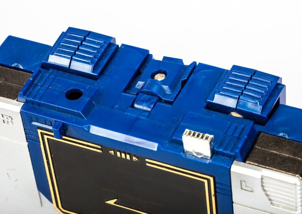 TRANSFORMERS G1 Reissue Soundwave with Buzzaw MISB Free SpeedPAK shipping
