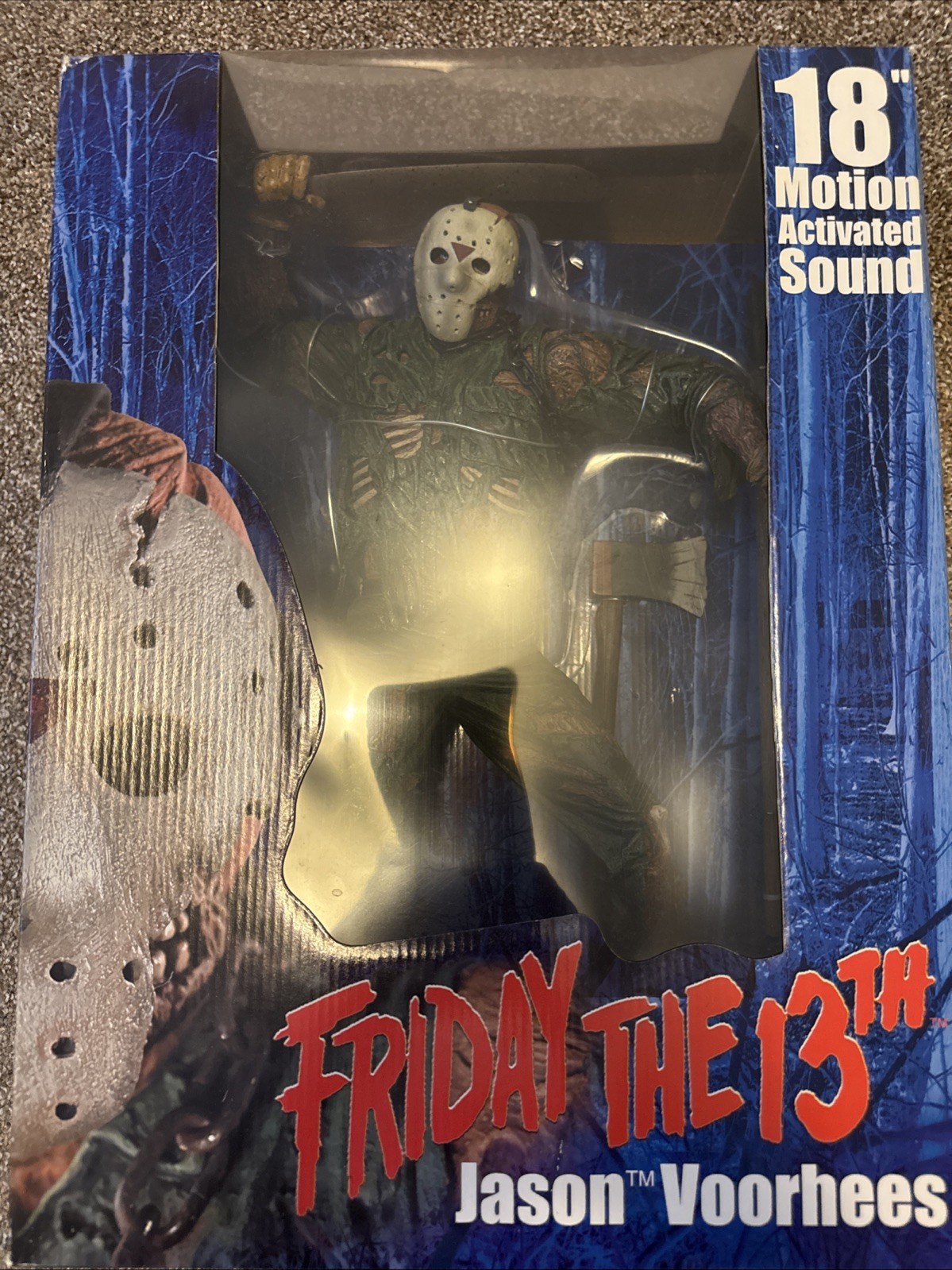 Friday the 13th VII New Blood – Jason Voorhees 18&Prime; Motion Activated Figure NECA