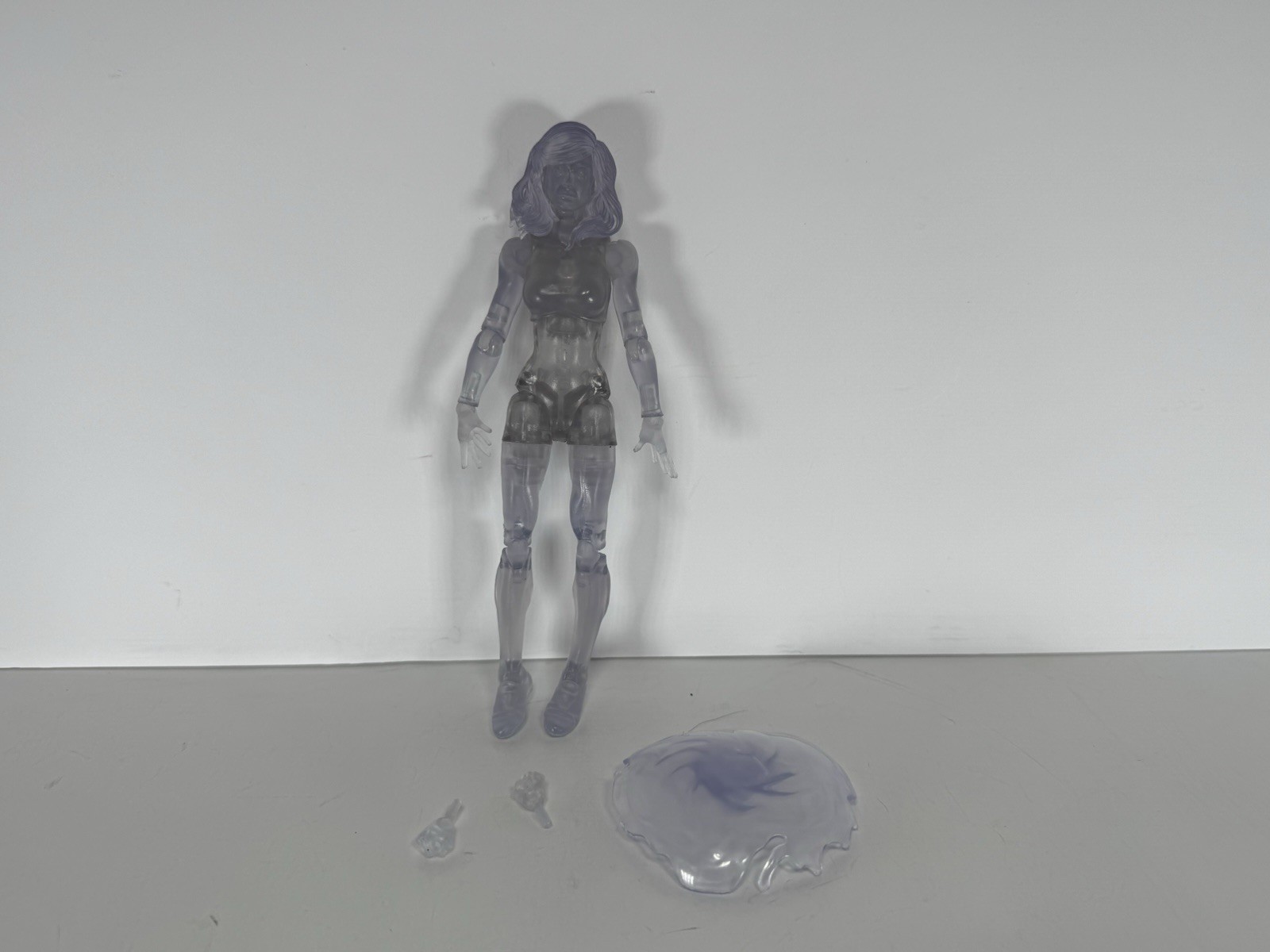 Marvel Legends 2021 CLEAR INVISIBLE WOMAN FIGURE Loose 6&Prime; Fantastic Four Vintage