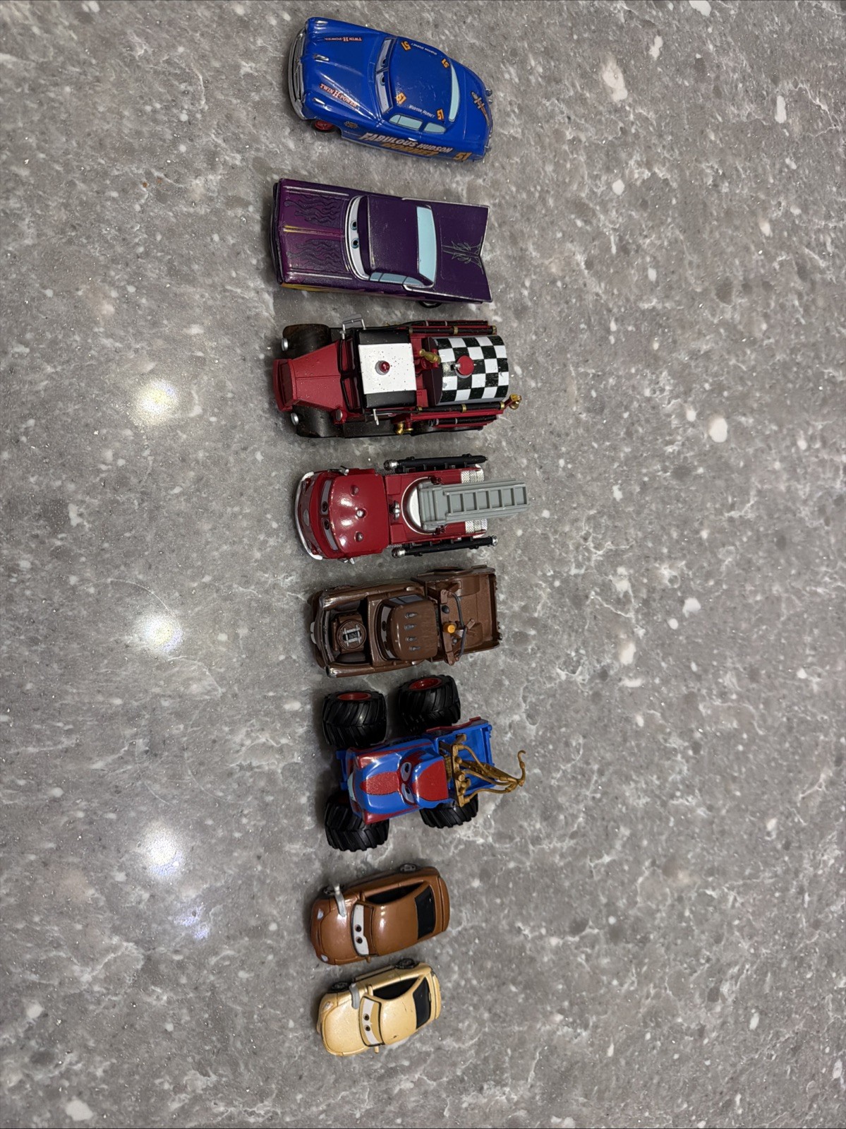 Disney Store Pixar Cars 8 Car Lot 1:43 Scale