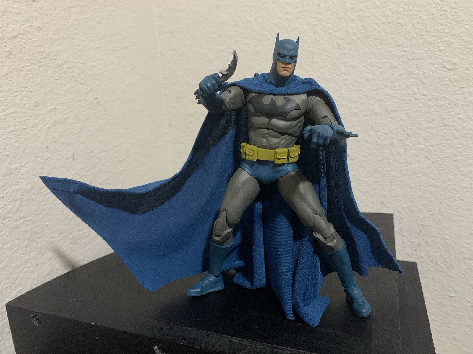 custom batman HUSH wired cape mcfarlane dc multiverse Jim Lee NOT figure