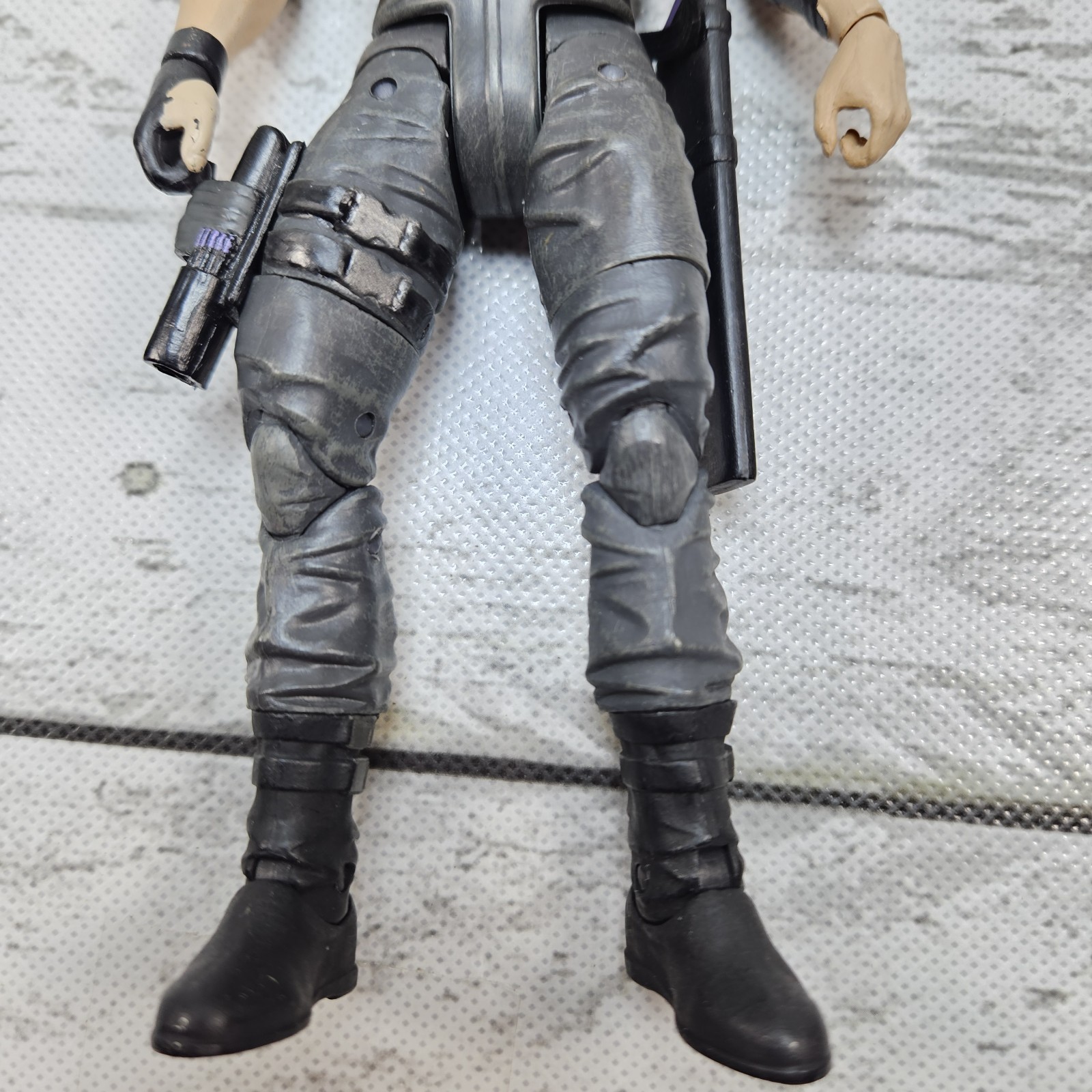 Diamond Select Marvel Select Avenging Hawkeye 2015 7&Prime; Adjustable Figure Read