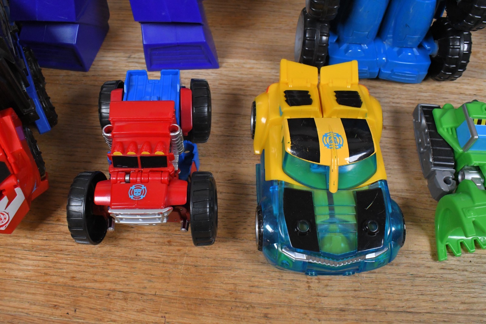 13x Transformers Playskool Heroes Rescue Bots 12&Prime; to 4&Prime; in Size
