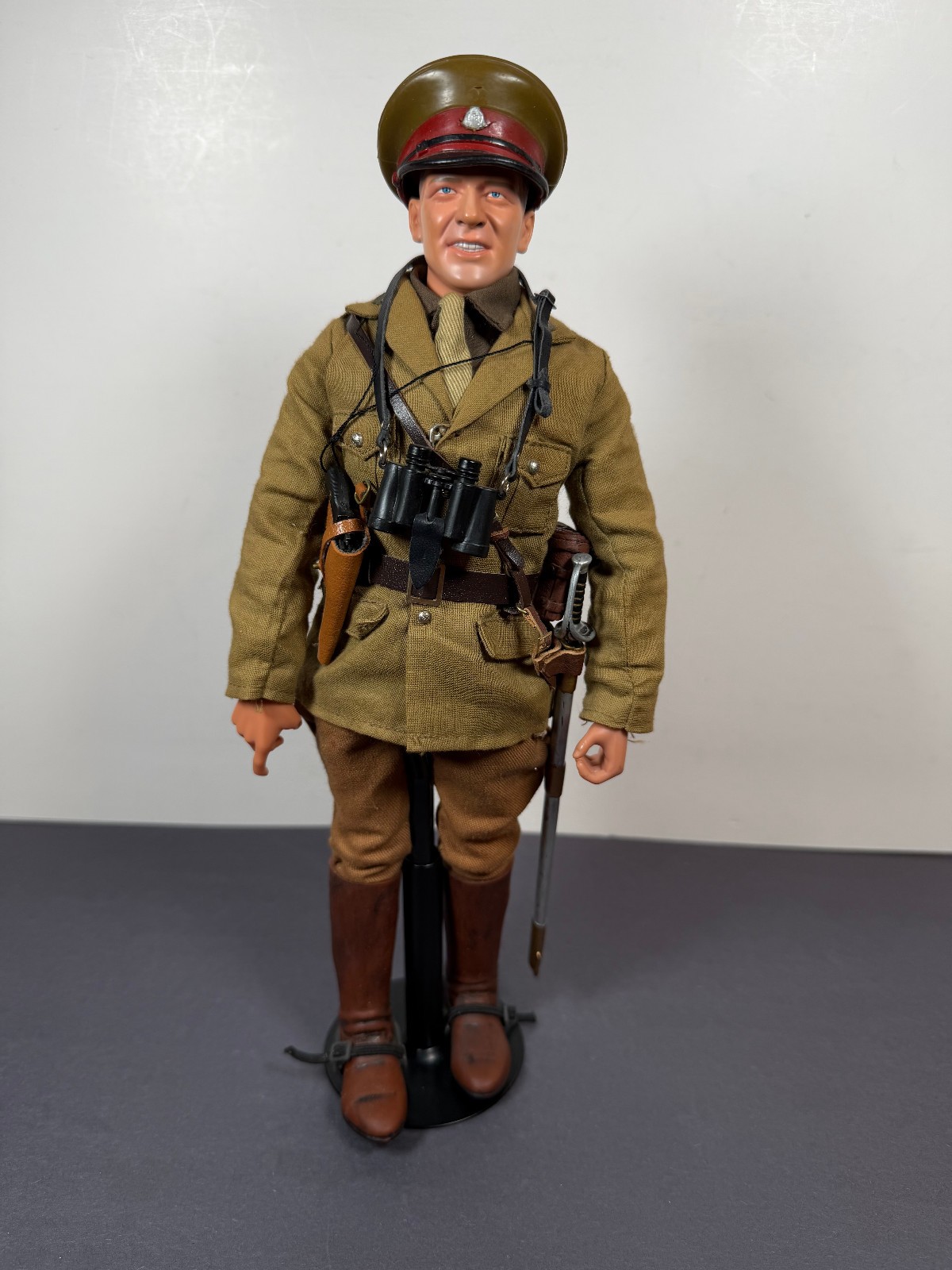 Dragon CUSTOM Kitbash WWII British Guard Officer 12&Prime; Figure 1/6 Scale H117