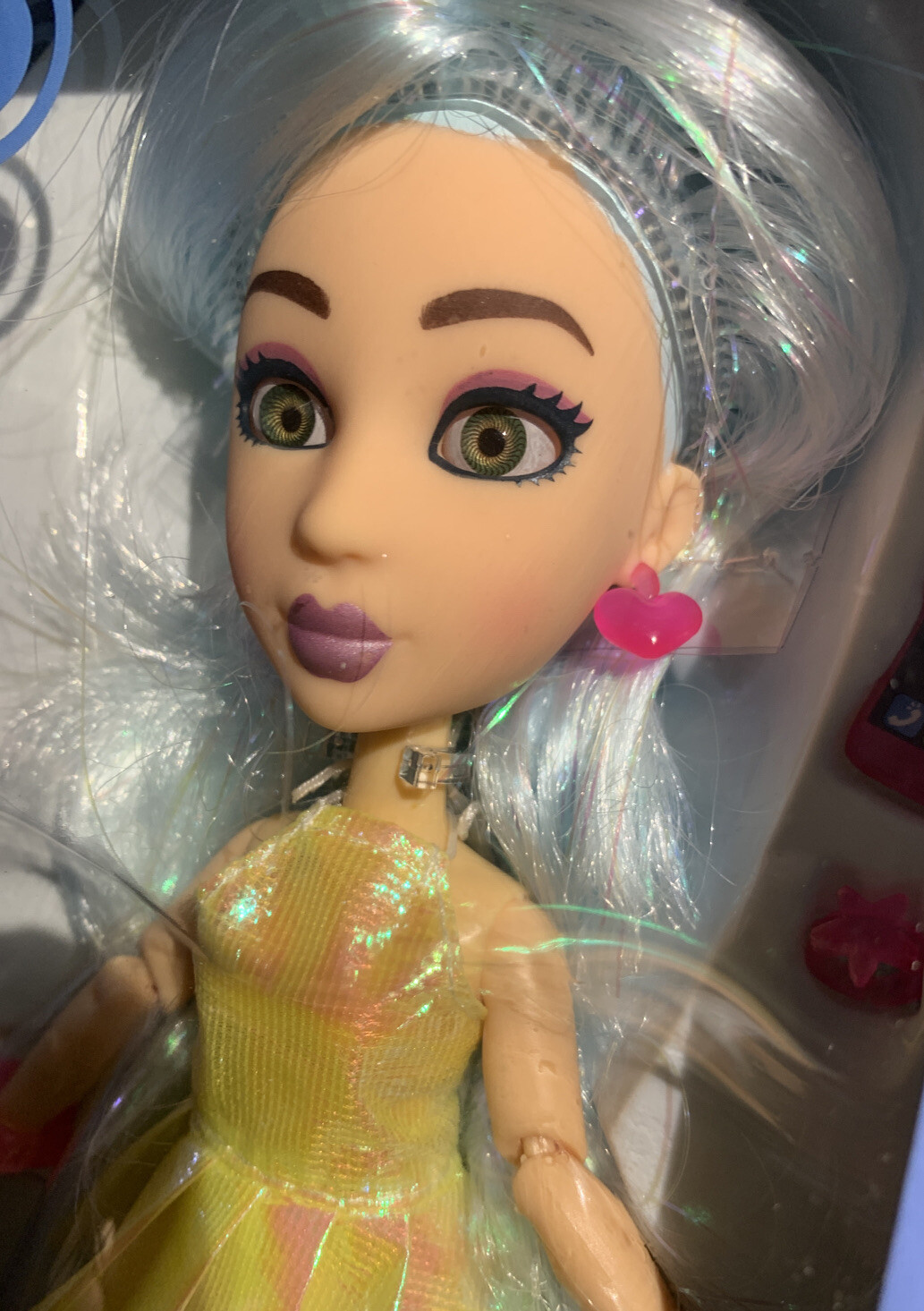 #SNAPSTAR Echo Doll Green Screen Wall & Stand Bedazzled Babe Snapstar Studio App