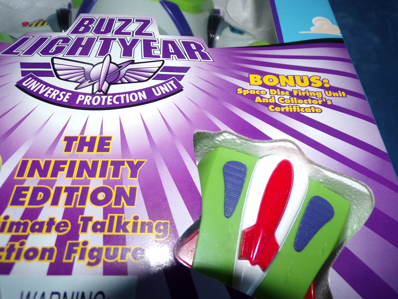 Buzz Lightyear The Infinity Edition Ultimate Talking action figure NIOP 1998