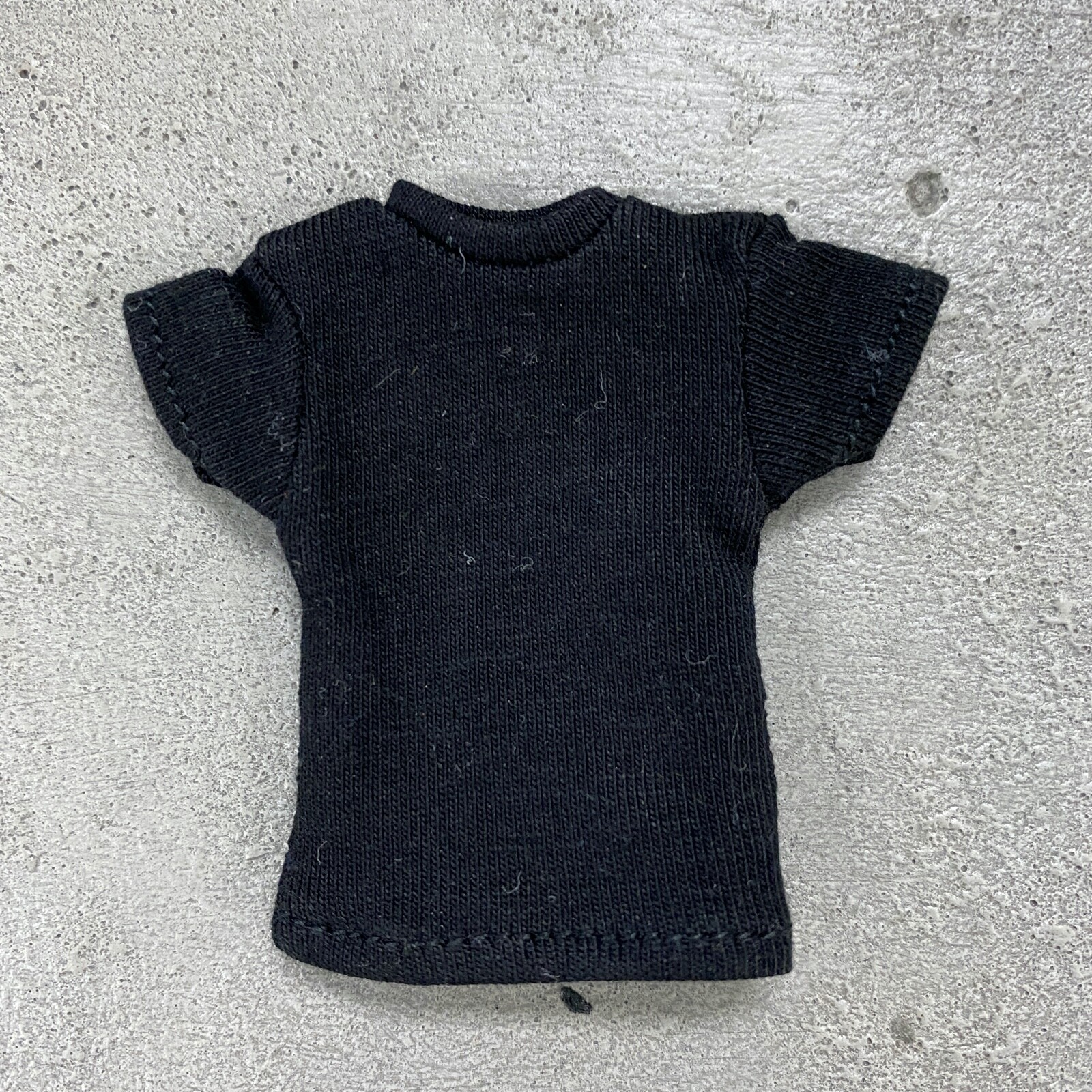 MO-SL-BK: 1/12 Black T-Shirt for 6&Prime; slim action figure body
