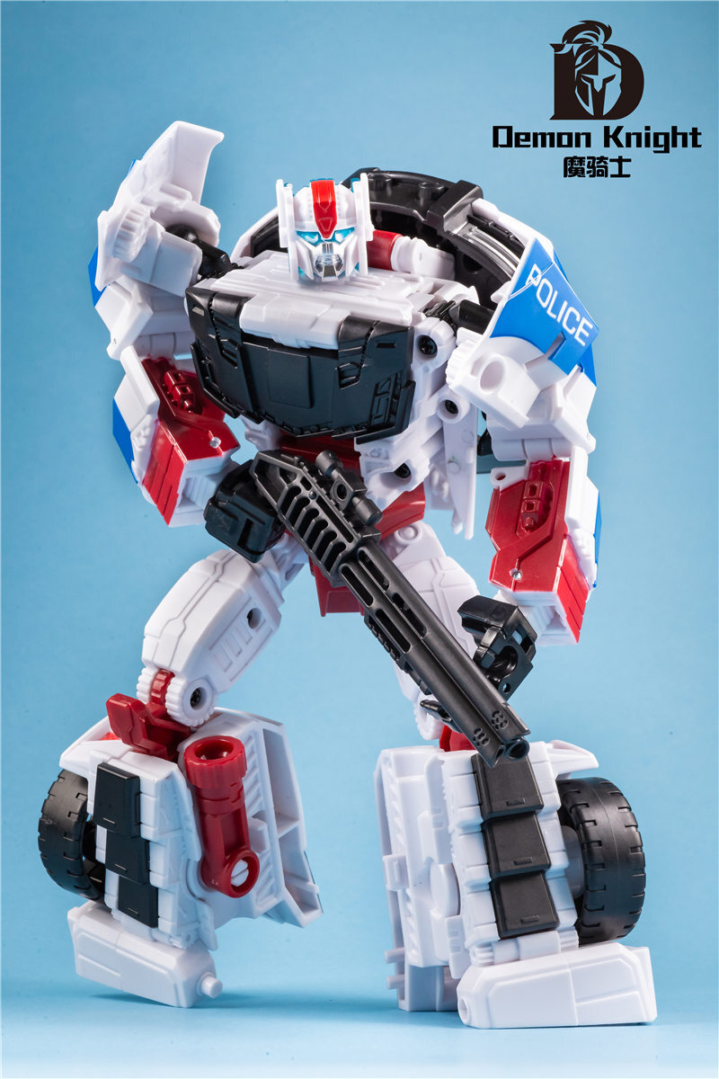 New Demon Knight Defensor Combiner Hot Spot Oversized Ver. Set A/B In Stock
