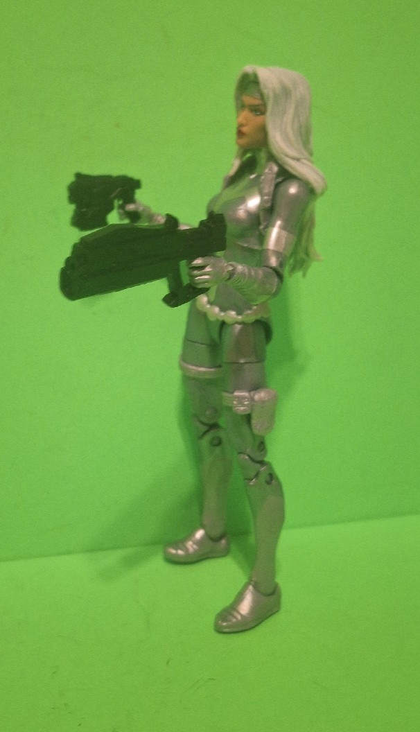 Marvel Legends SILVER SABLE from KINGPIN BAF WAVE + GREAT COMIC SILVER SABLE #36