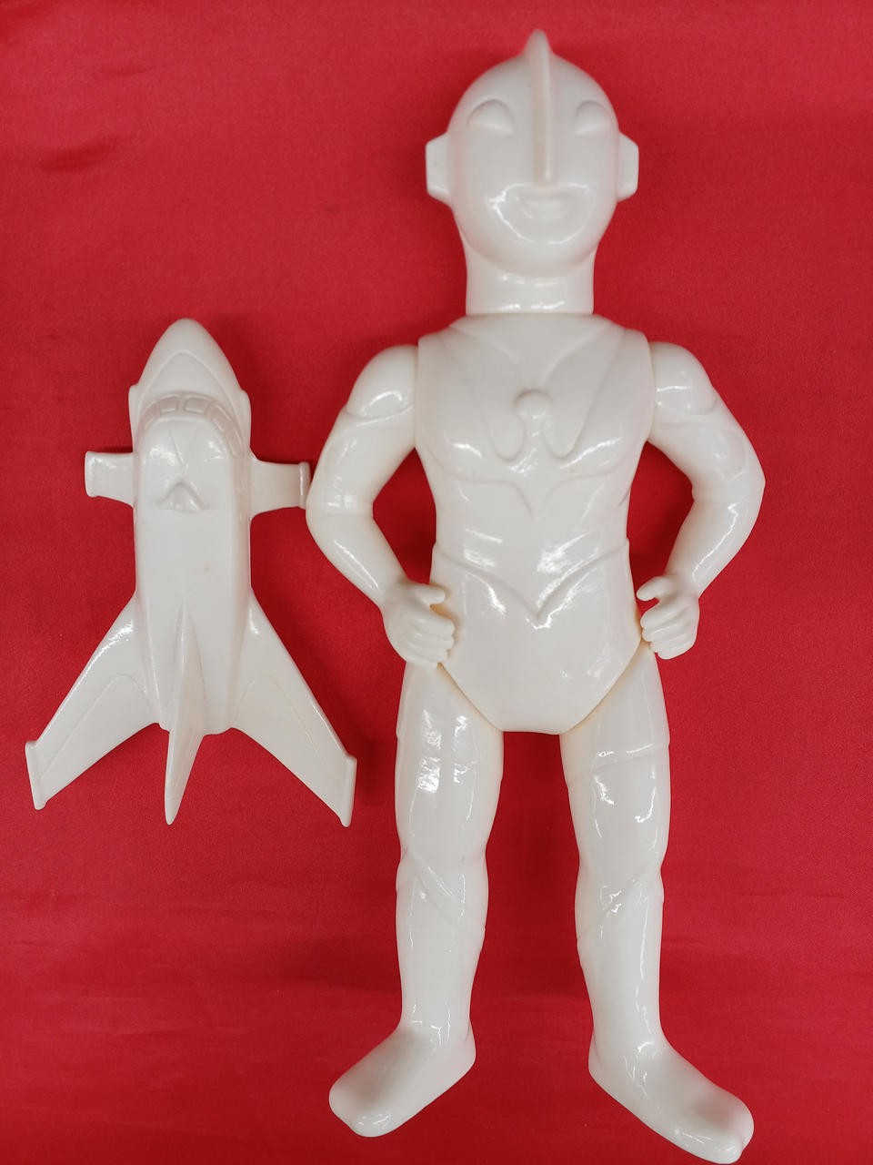 Marusan White Molded Uncolored Ultraman Jet Beetle 995916
