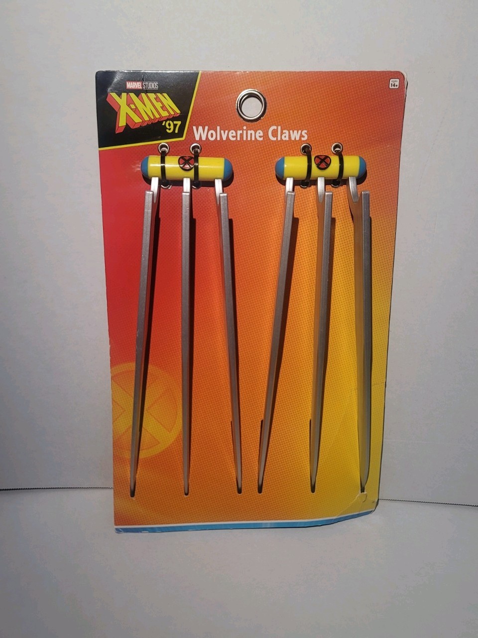 Spirit Halloween – Marvel | X-Men &rsquo;97 | Wolverine Claws | Costume Accessory