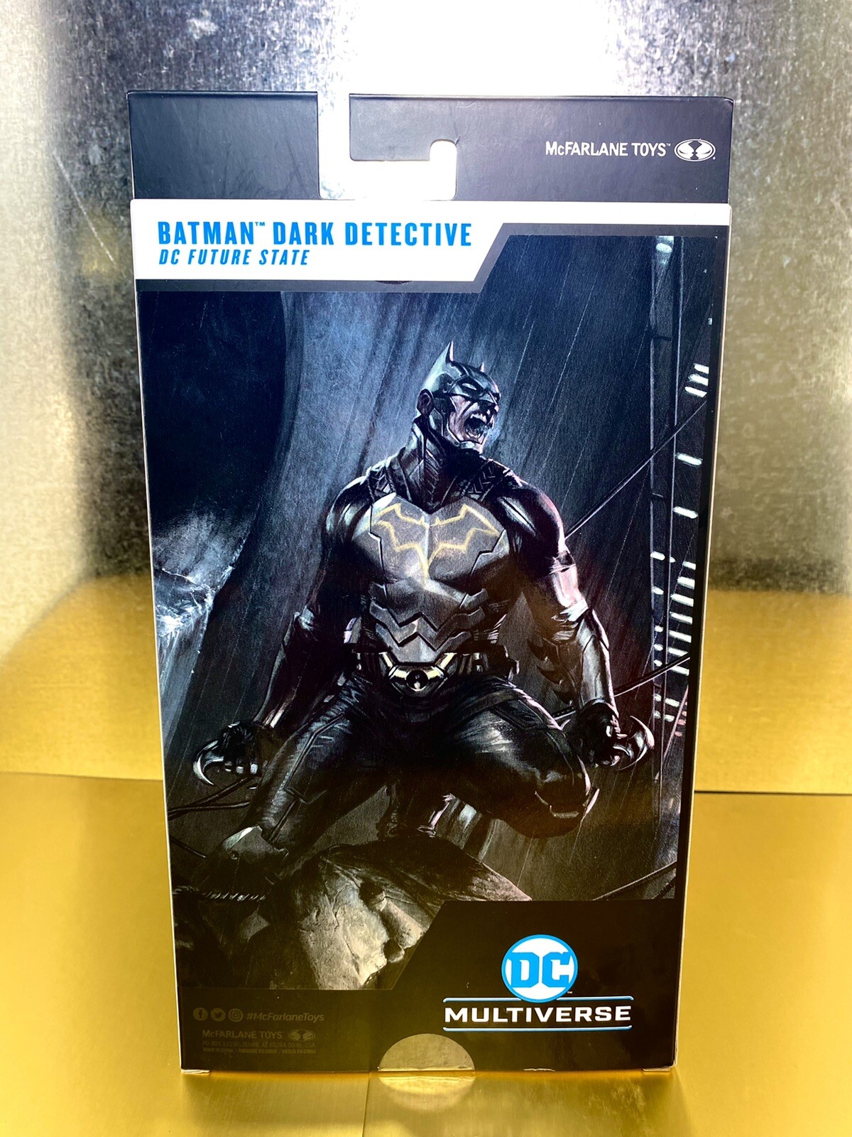 2022 McFarlane Gold Label DC Multiverse- DC Future State – BATMAN DARK DETECTIVE