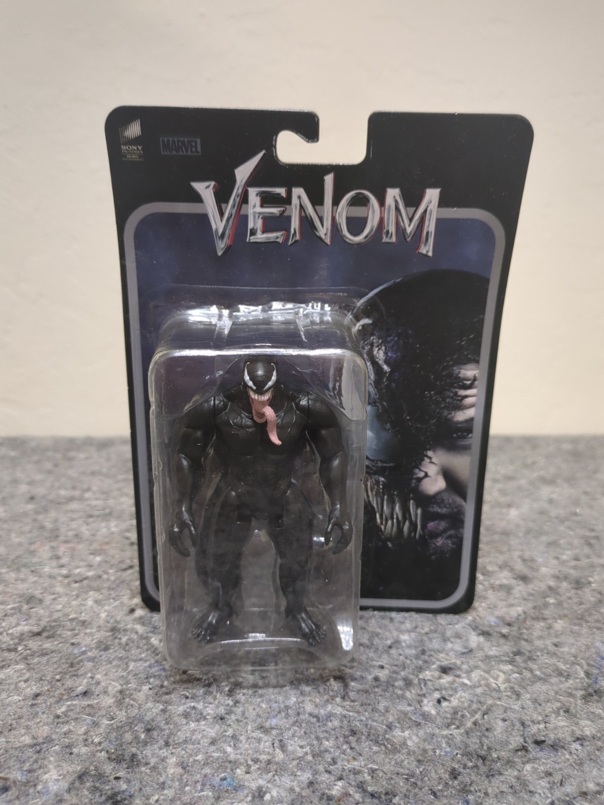 NIP Venom Action Figure Marvel Sony Movie Style Black Tongue Out 4&Prime; Toy NEW