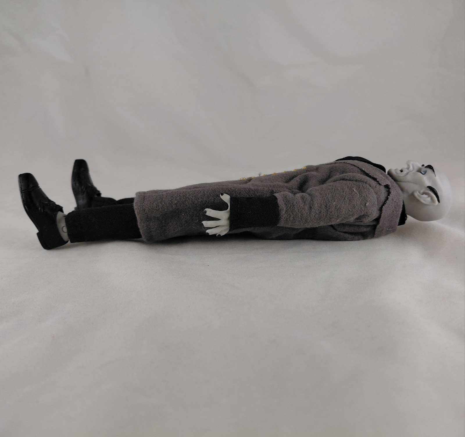⚰️Mego NOSFERATU 8&Prime; Retro Action Figure 2019 Horror Count Orlock Vampire Grey
