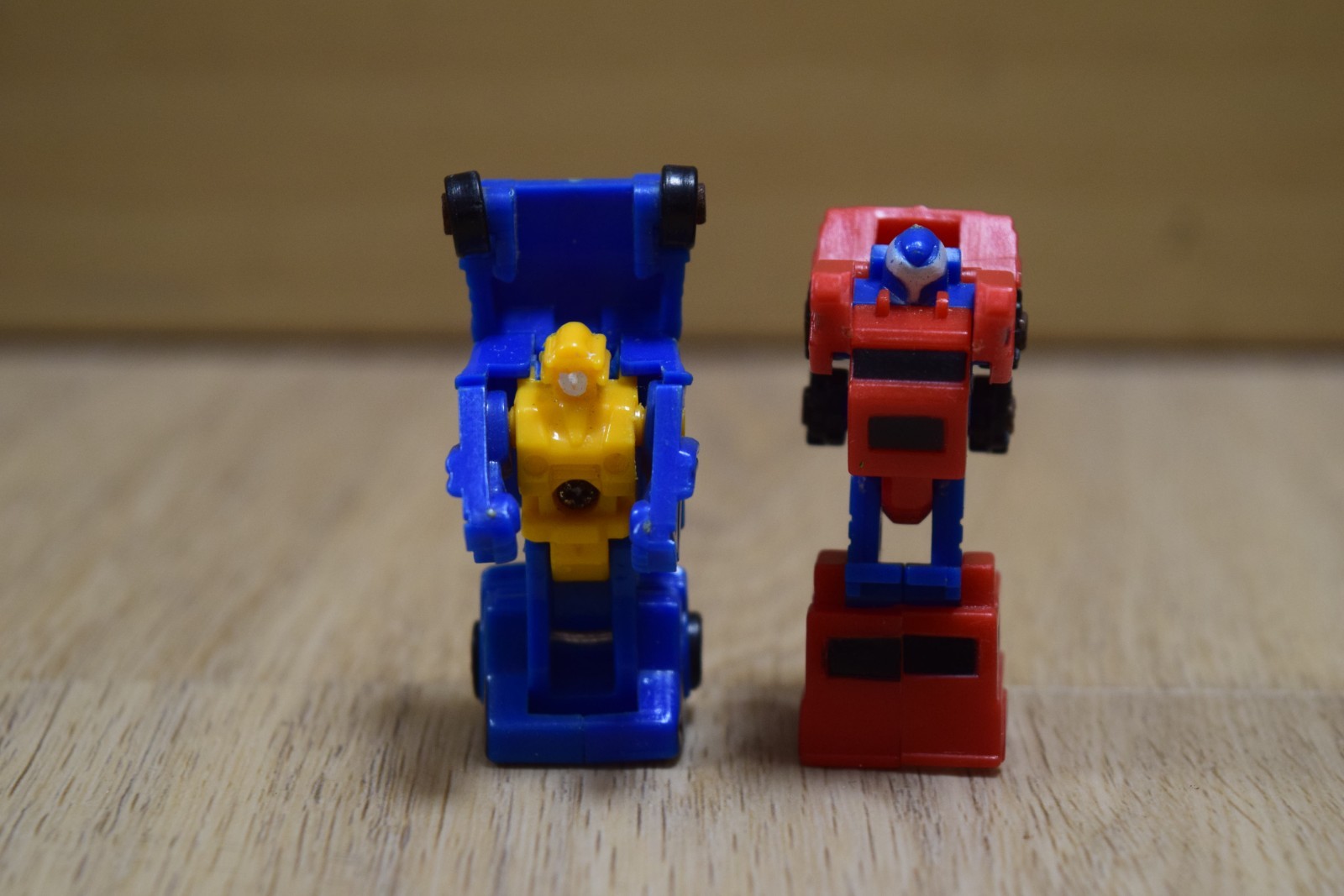 2X 1988 Convertible Microbots Robo-Van Blue Red Jeep Imperial Toys Transformer