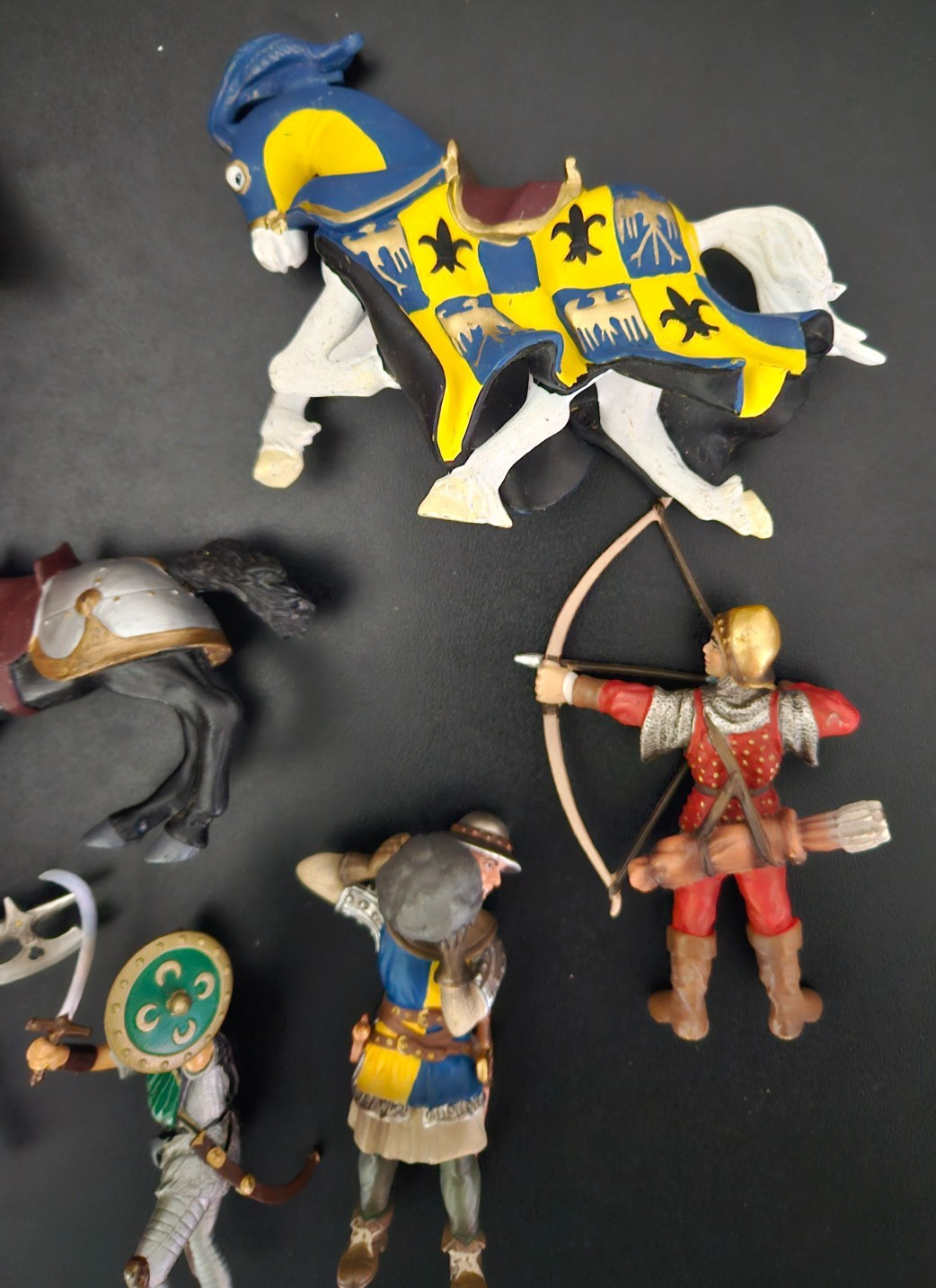 Mixed Lot of 9 Schleich Papo Knights & Horses Crusaders Medieval Action Figures