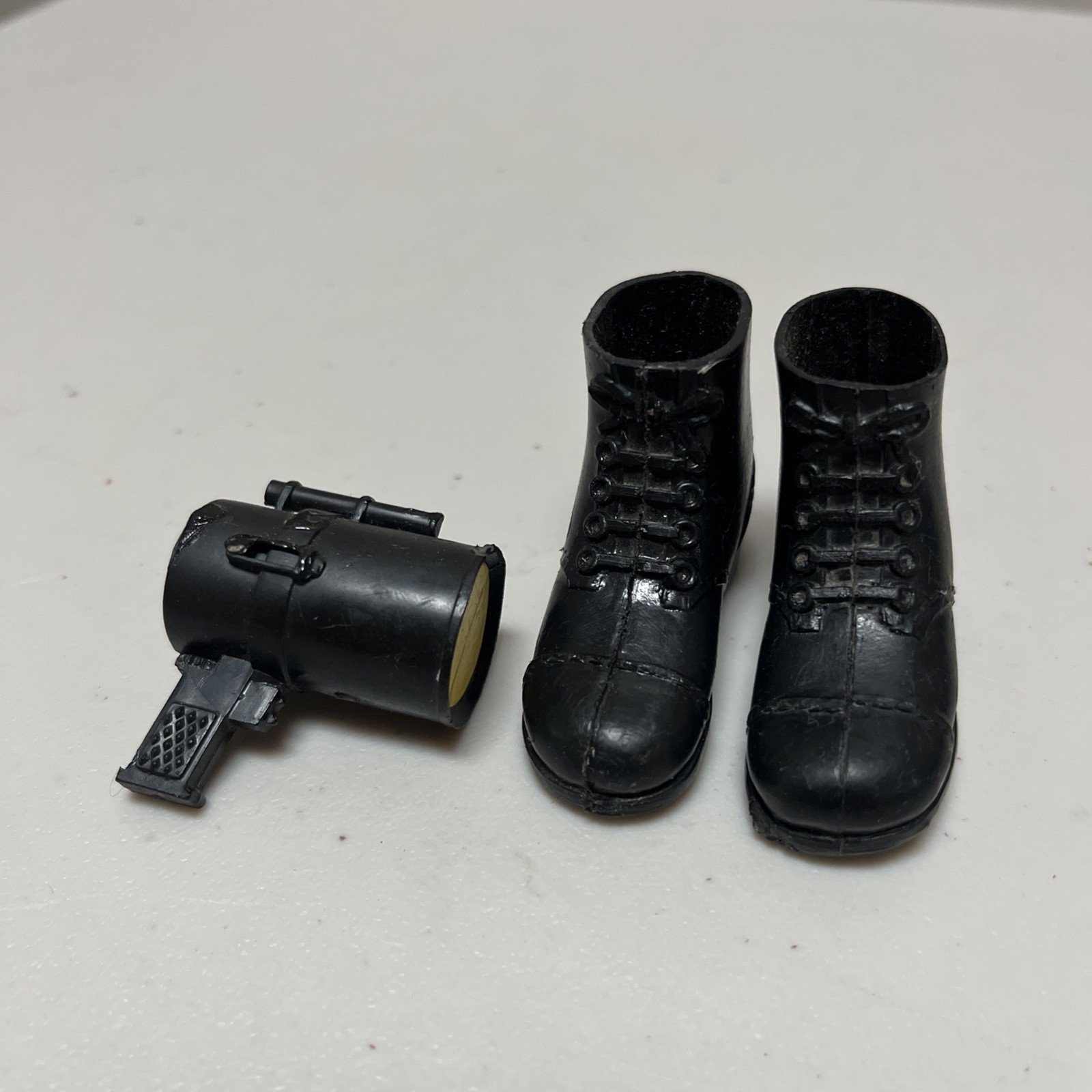 Vintage GI Joe Adventure Team – Short Black Boots Wide Outline Sole W Flash Lite