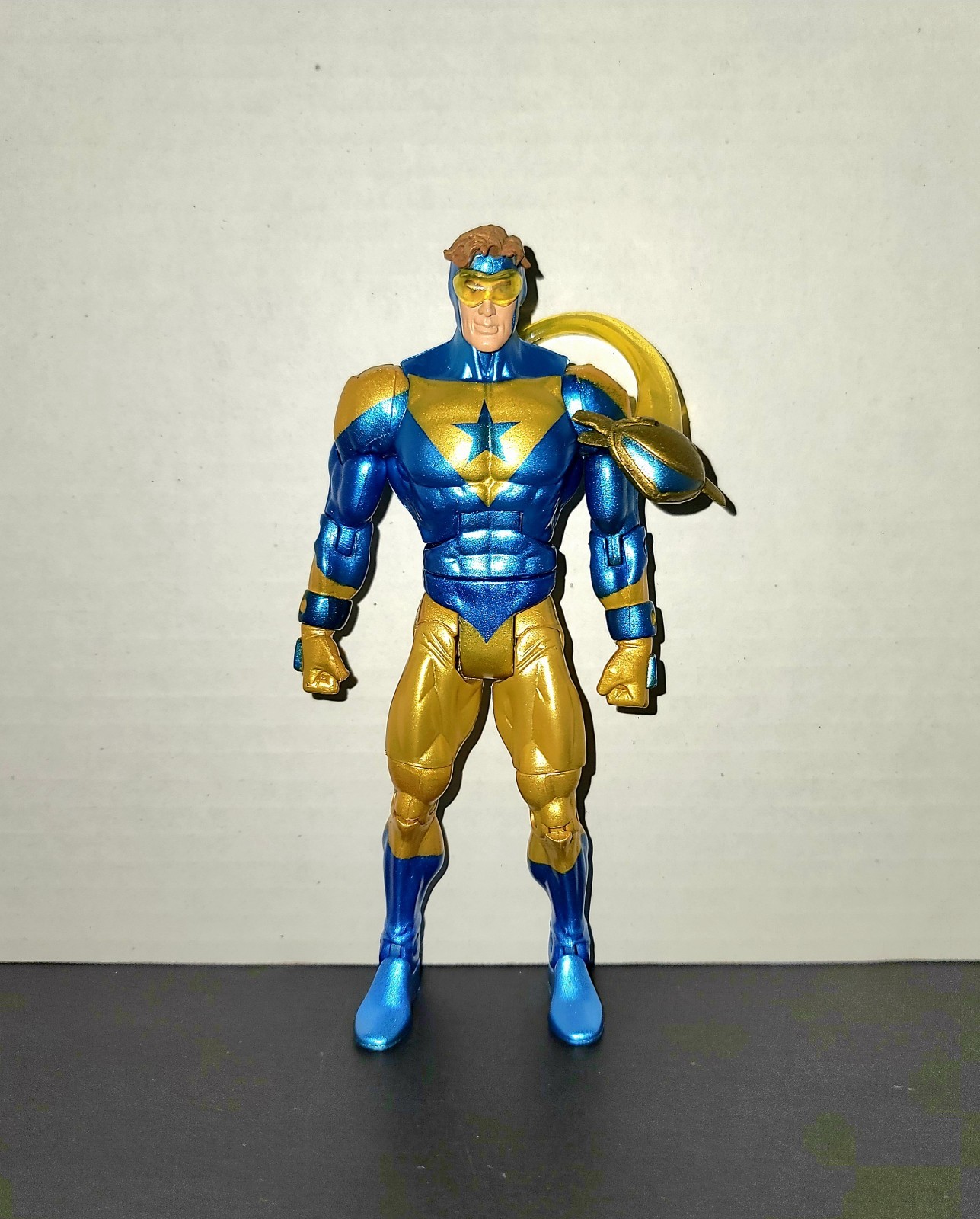 DCUC DC Universe Classics Atom Smasher Series Booster Gold .