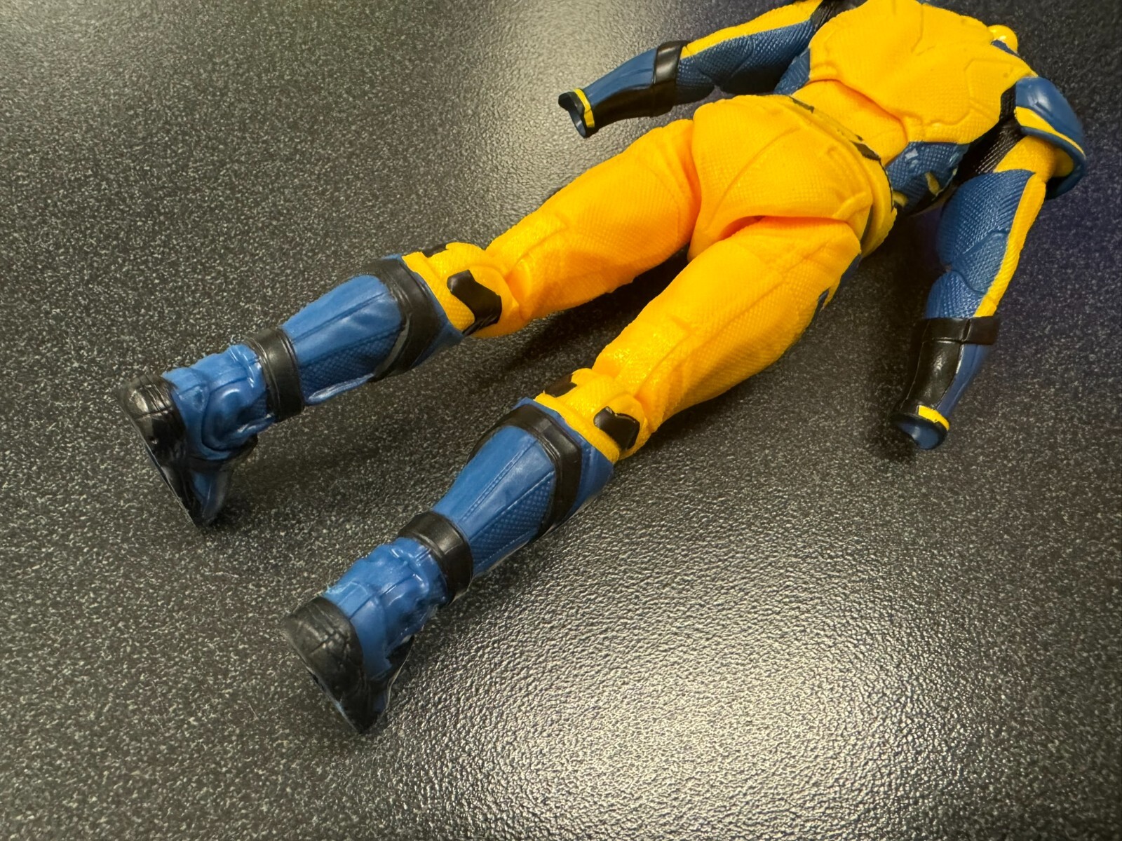 Hasbro Marvel Legends 6&Prime; Scale DEADPOOL 3 (WOLVERINE BODY ONLY) MINT Jackman