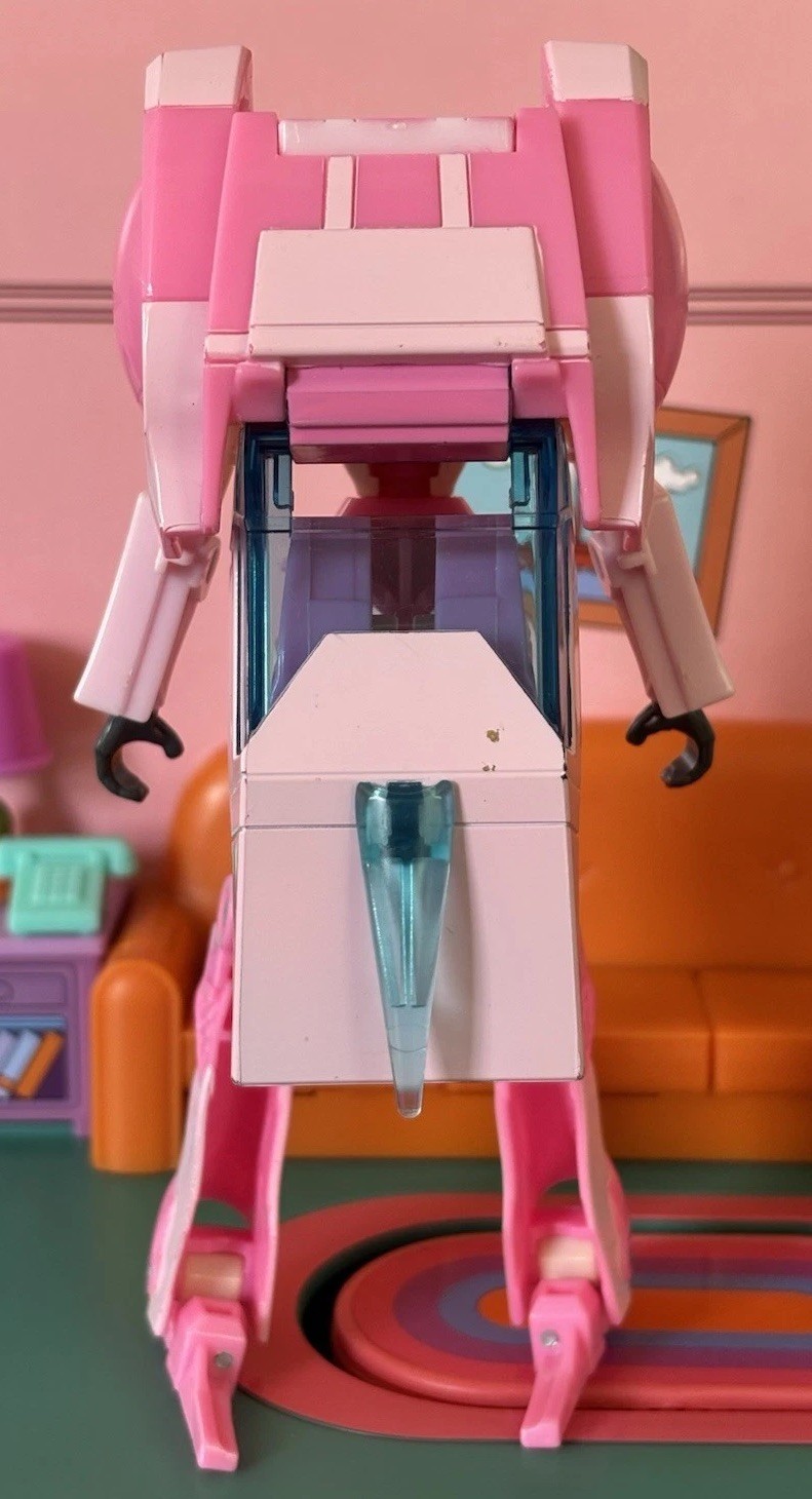 Transformers Bumblebee Cyberverse Adventures Deluxe Class Arcee (NO WEAPONS)