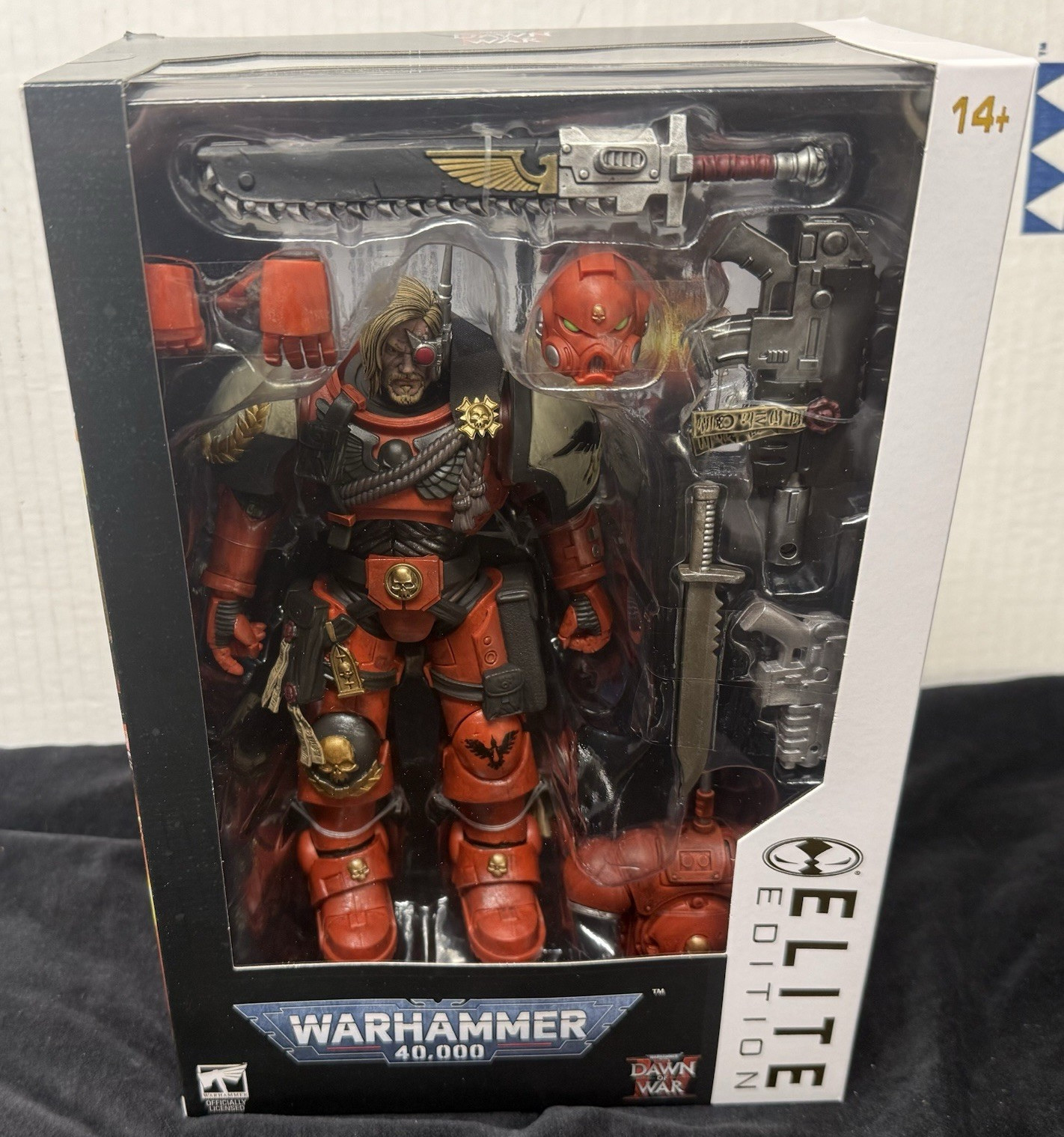 McFarlane Toys Warhammer 40,000 Dawn of War Captain Cyrus 07 Figure 14+