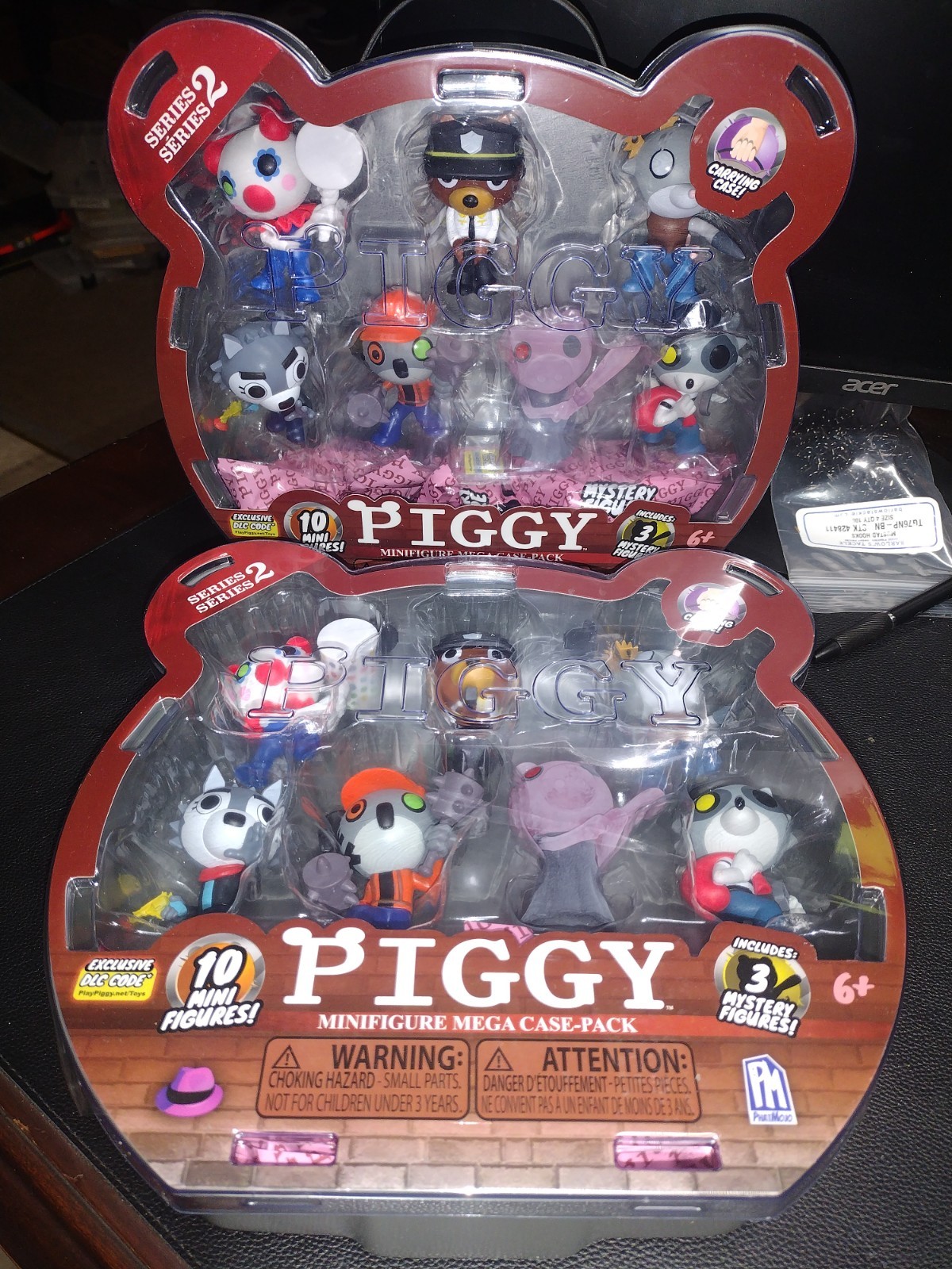 TWO– Roblox Piggy Mega Pack Series 2 W/ 10 Mini Figures Case 3 Mystery New NIP