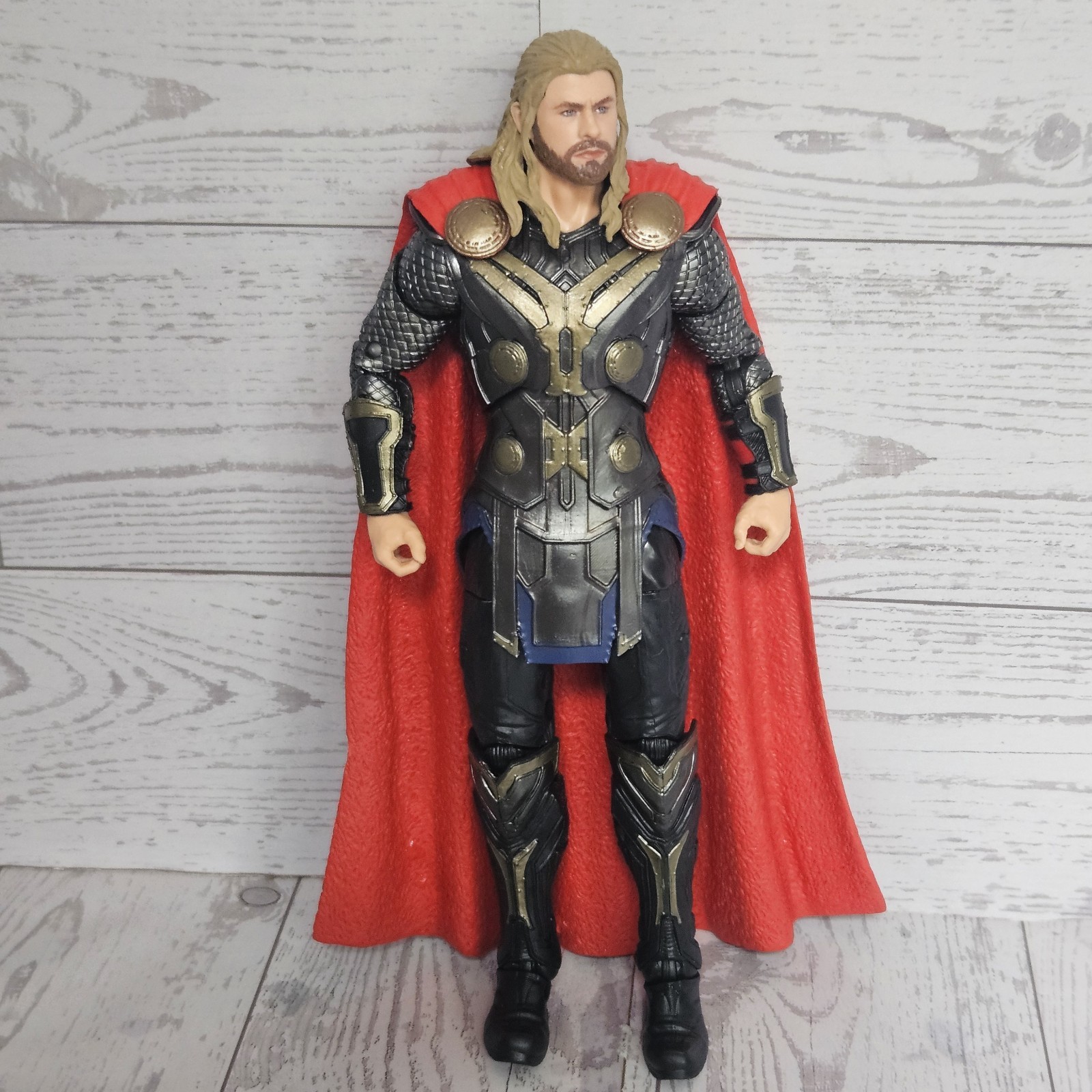 DC Collectible & MARVEL LEGEND 7&Prime; Action Figures Lot Of 3 Dr Doom Thor Red Arrow